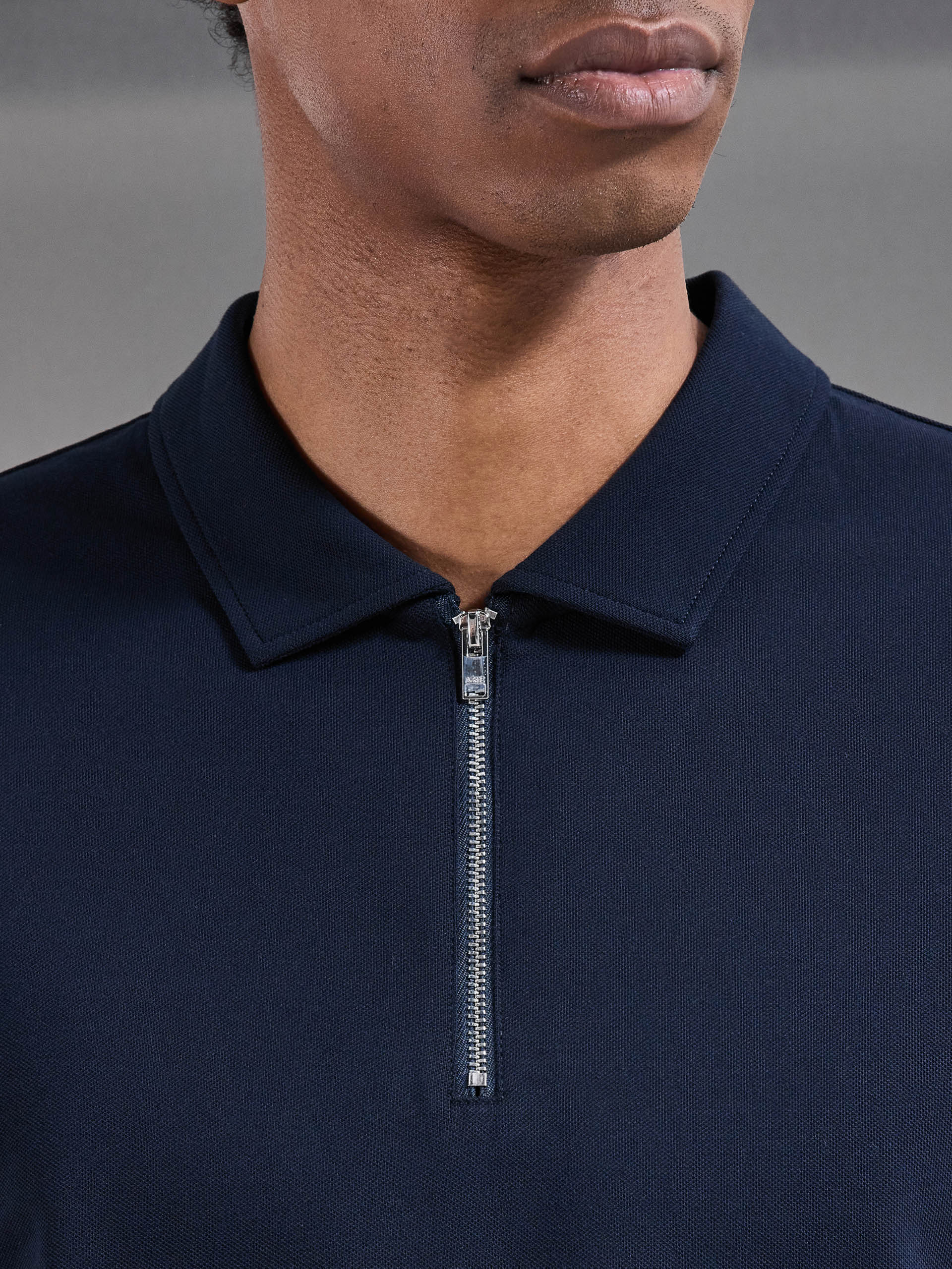 Mercerised Pique Zip Polo Shirt in Navy - Image 4