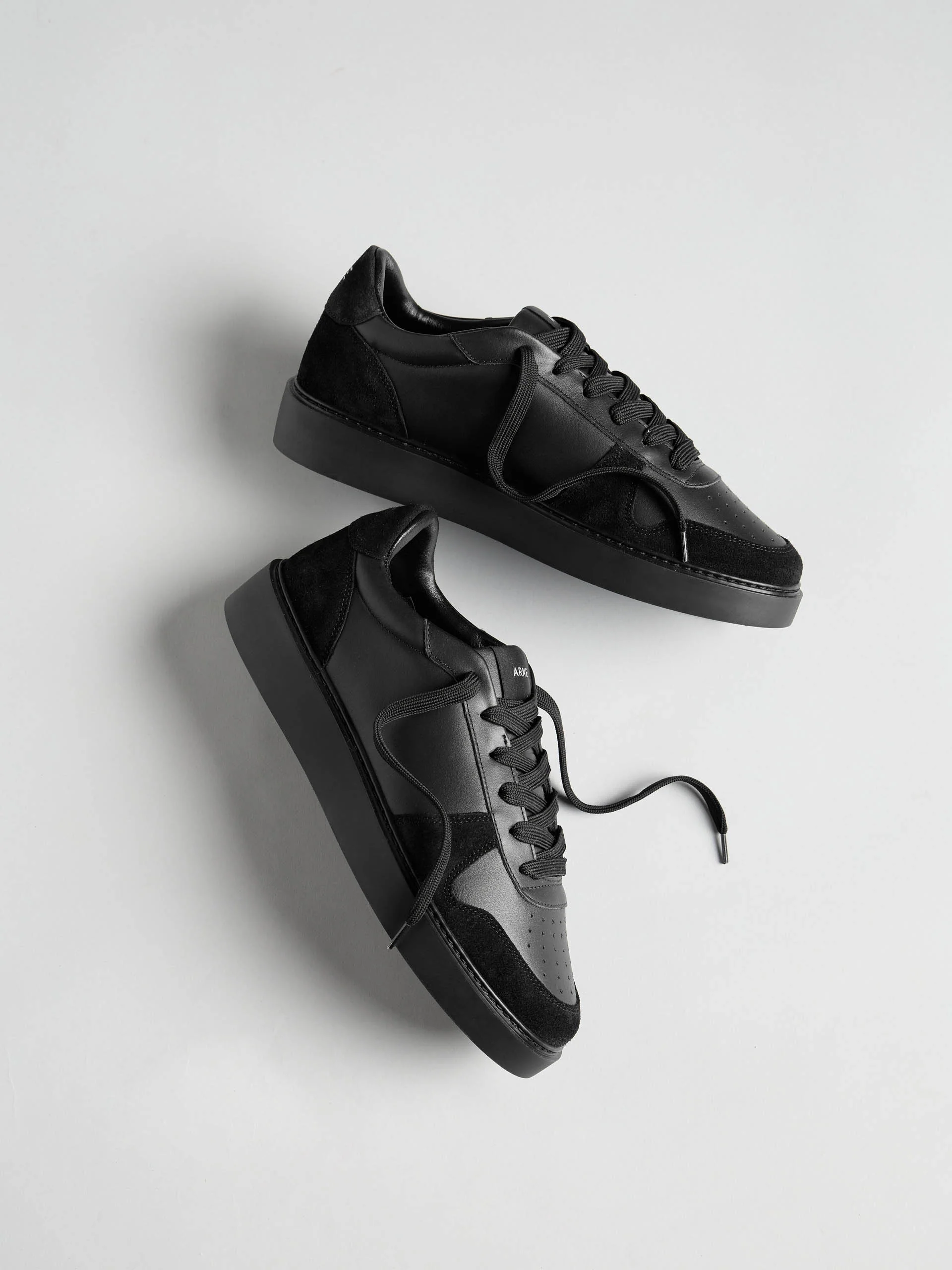 Mid Court Trainer in Triple Black - Image 2