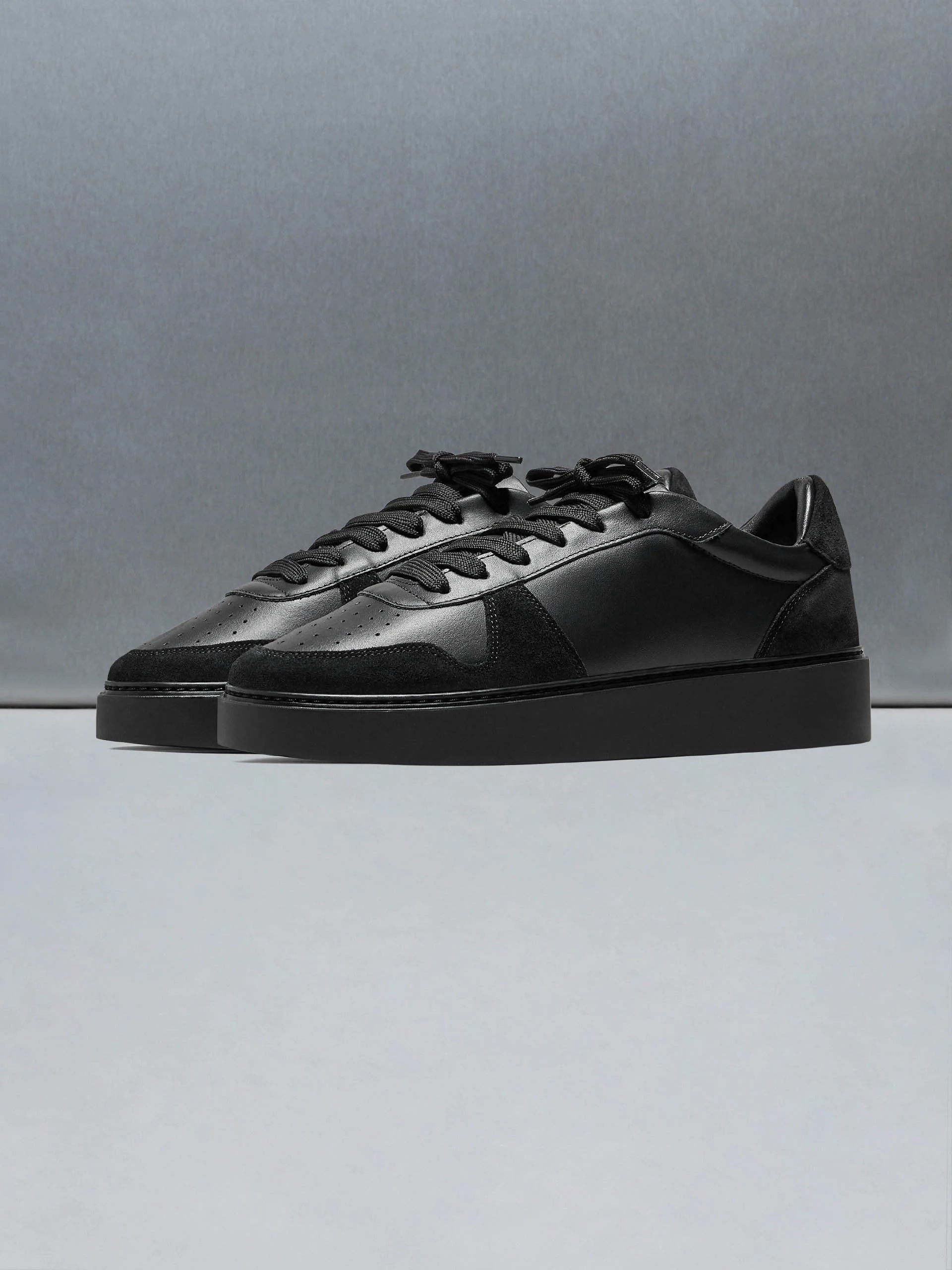 Mid Court Trainer in Triple Black - Image 3