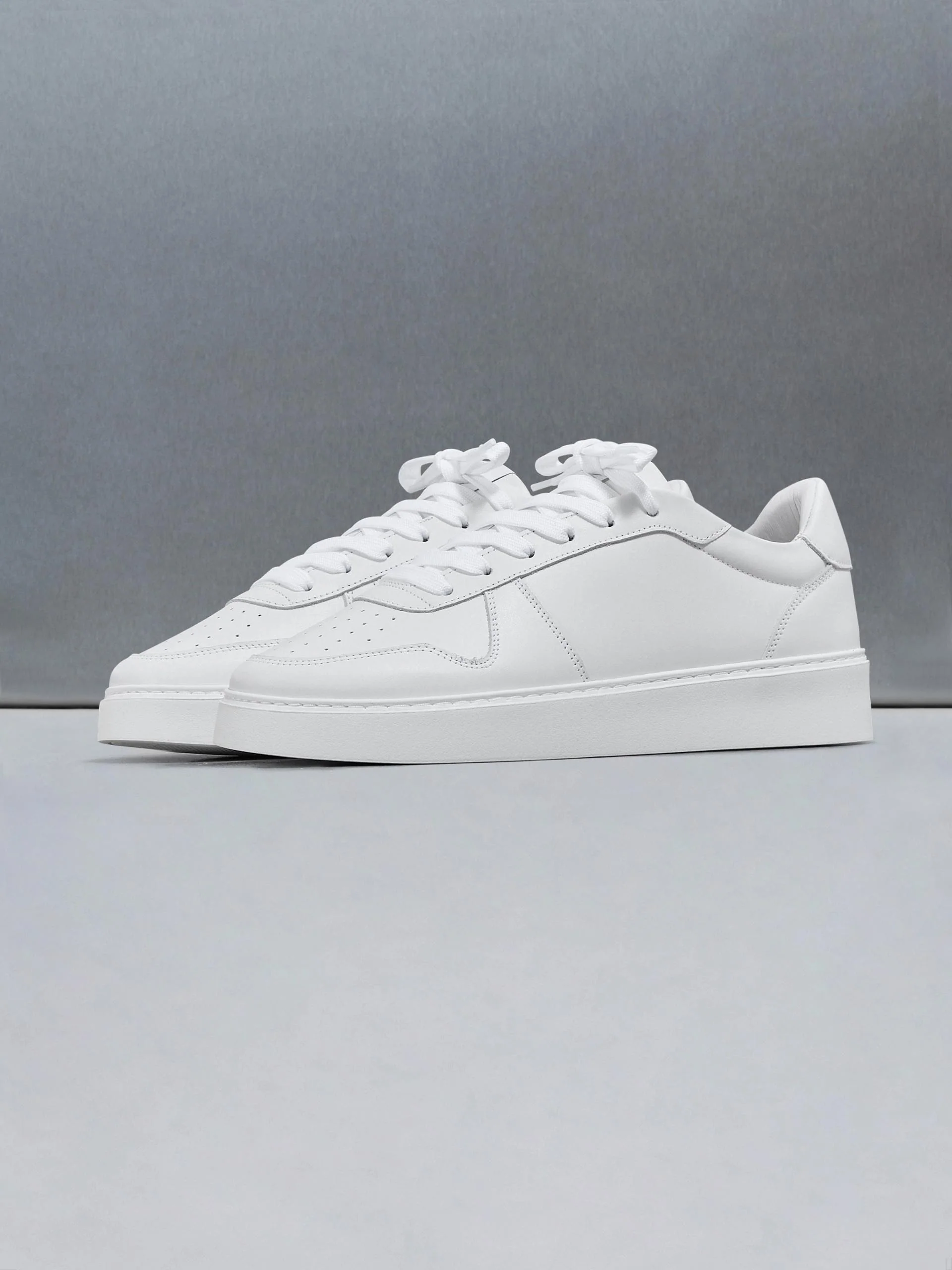 Mid Court Trainer in White - Image 2