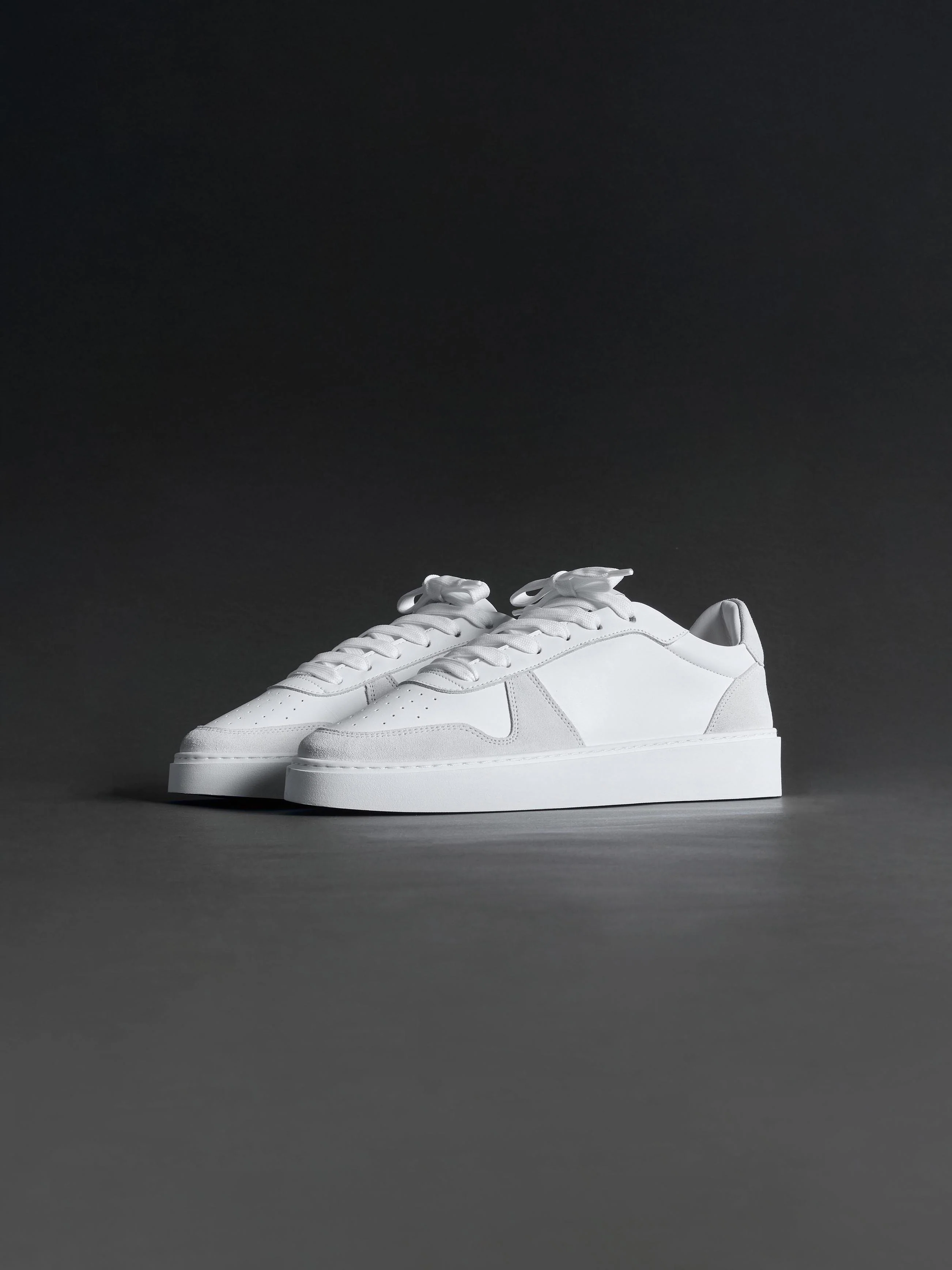 Mid Court Trainer in White Grey - Image 2