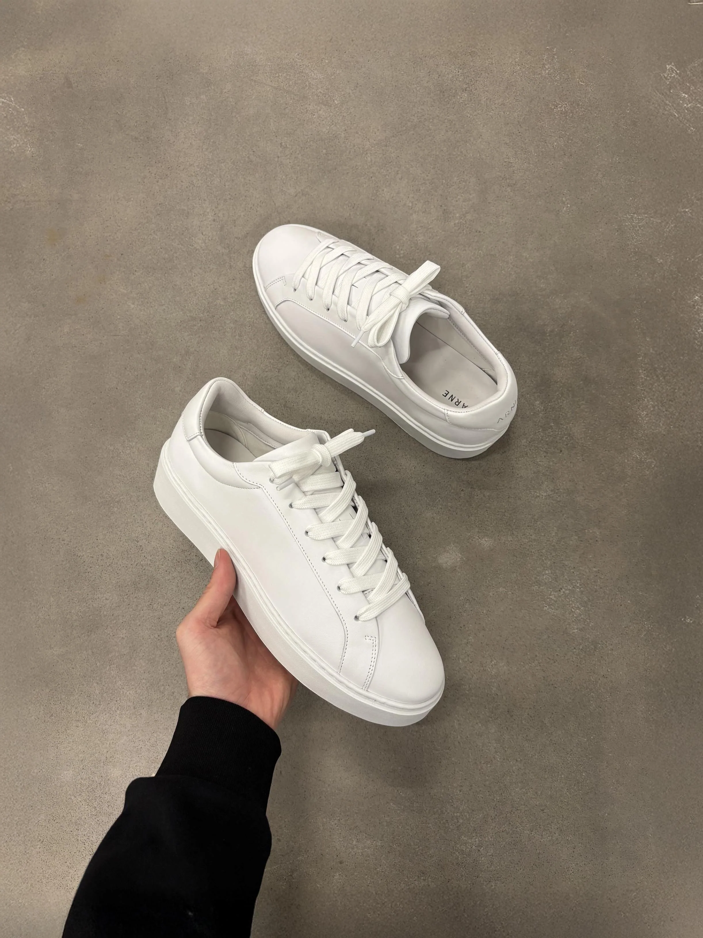 Mid Essential Leather Trainer in White - Image 6
