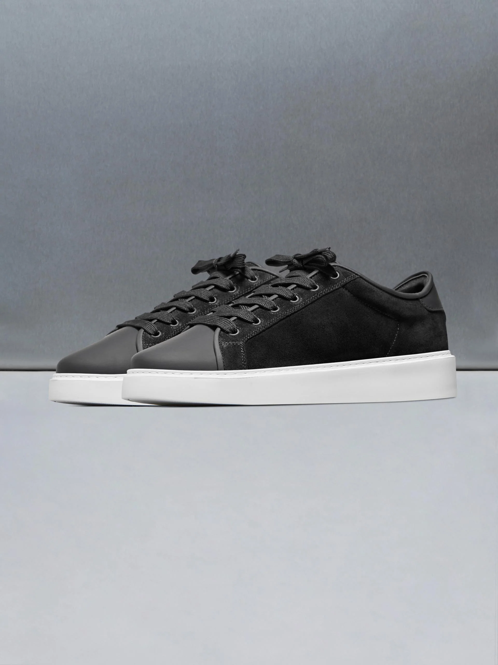 Mid Leather Toe Cap Trainer in Black - Image 3