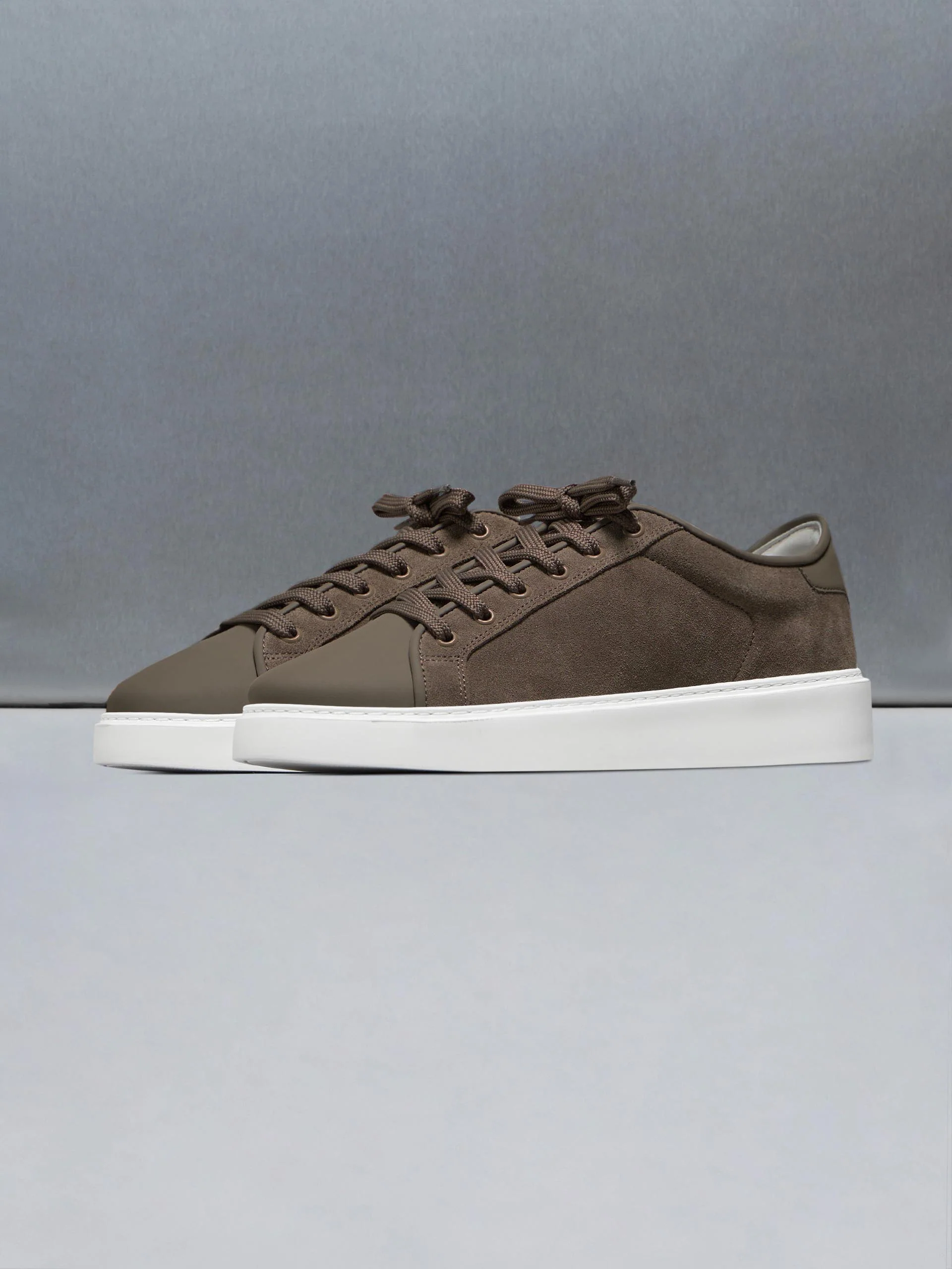 Mid Leather Toe Cap Trainer in Taupe - Image 3