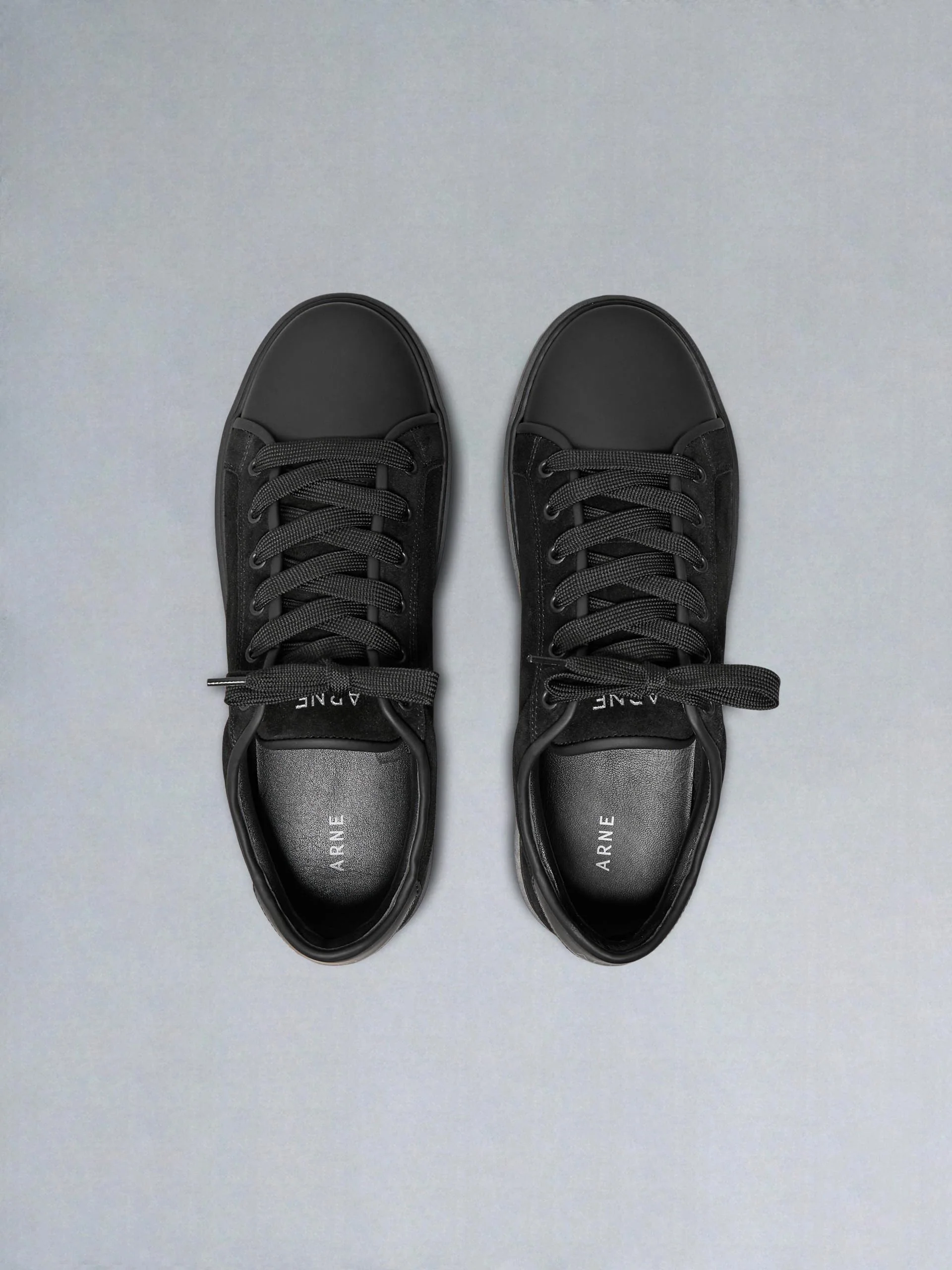 Mid Leather Toe Cap Trainer in Triple Black - Image 5