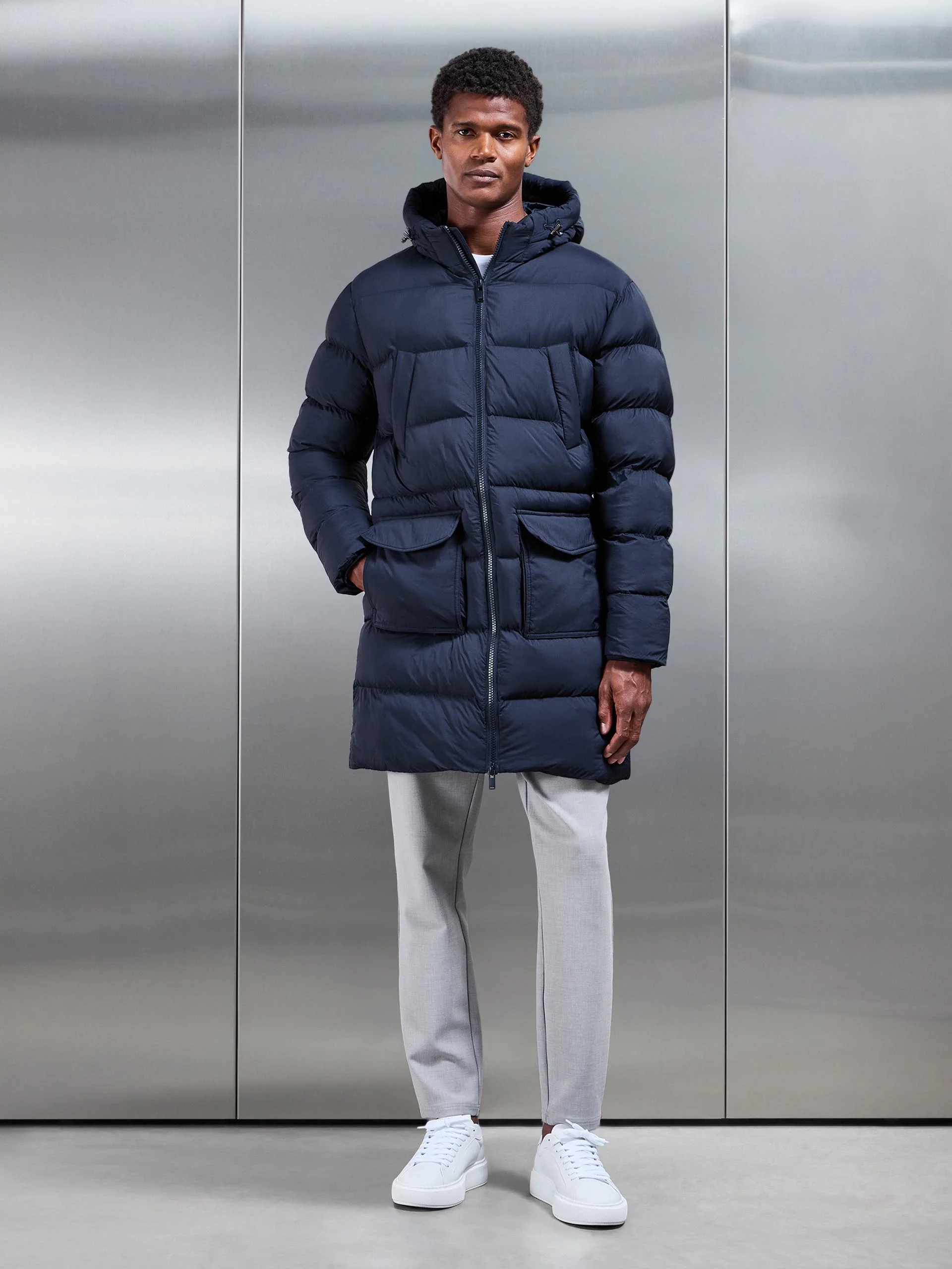 Mid Length Puffer Parka in Navy - Image 8