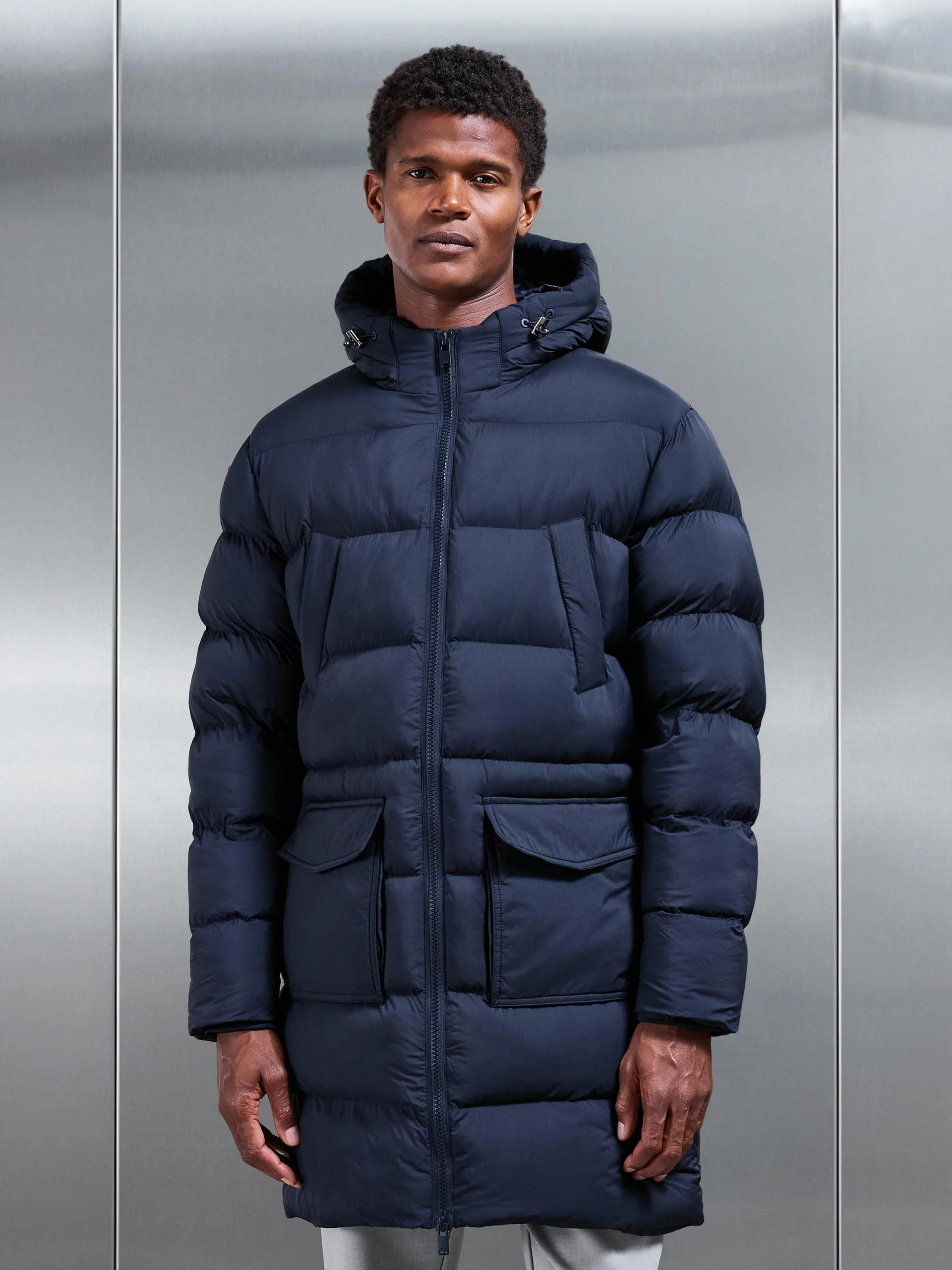 Mid Length Puffer Parka in Navy - Image 9