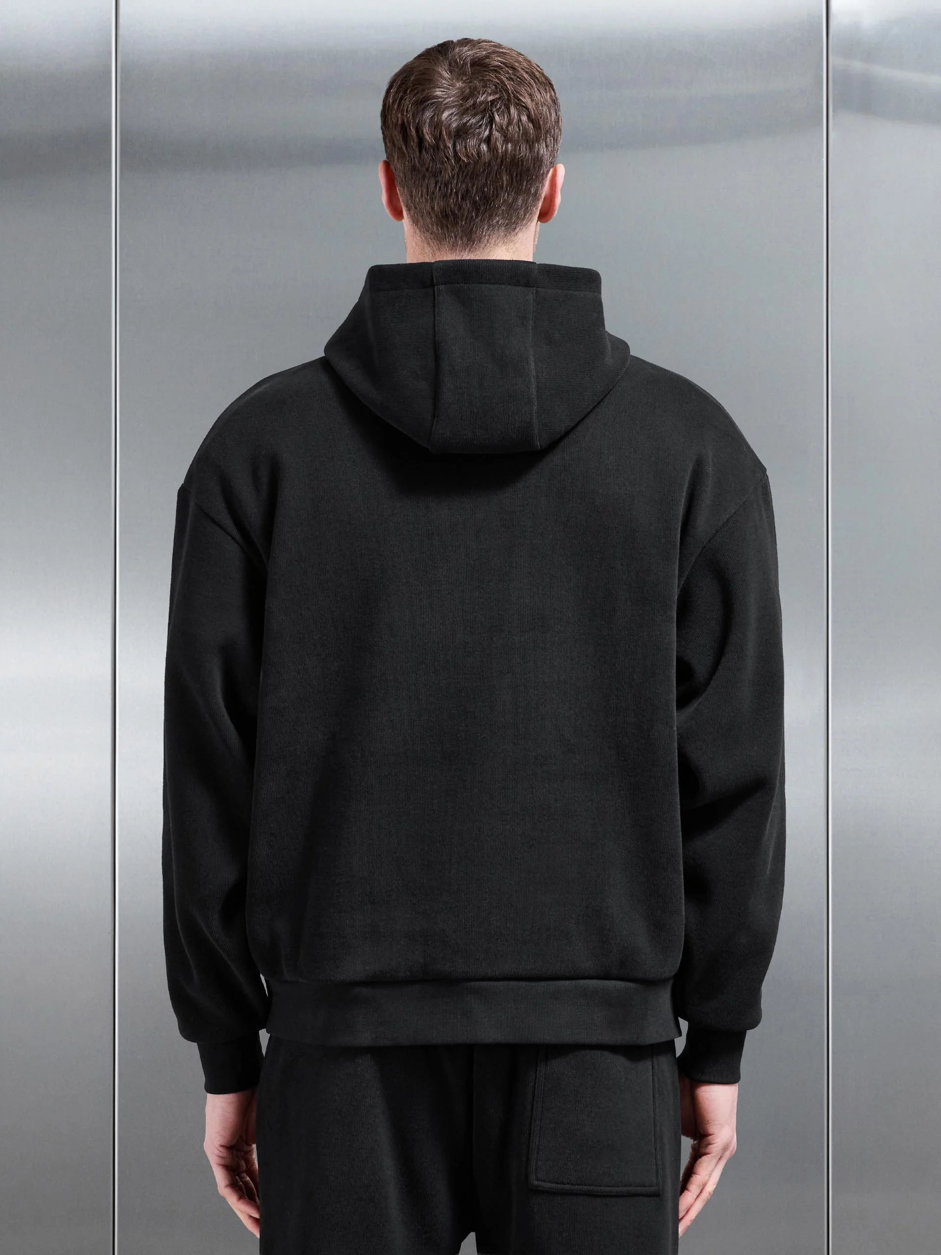 Oversized Hoodie in Black - Image 3