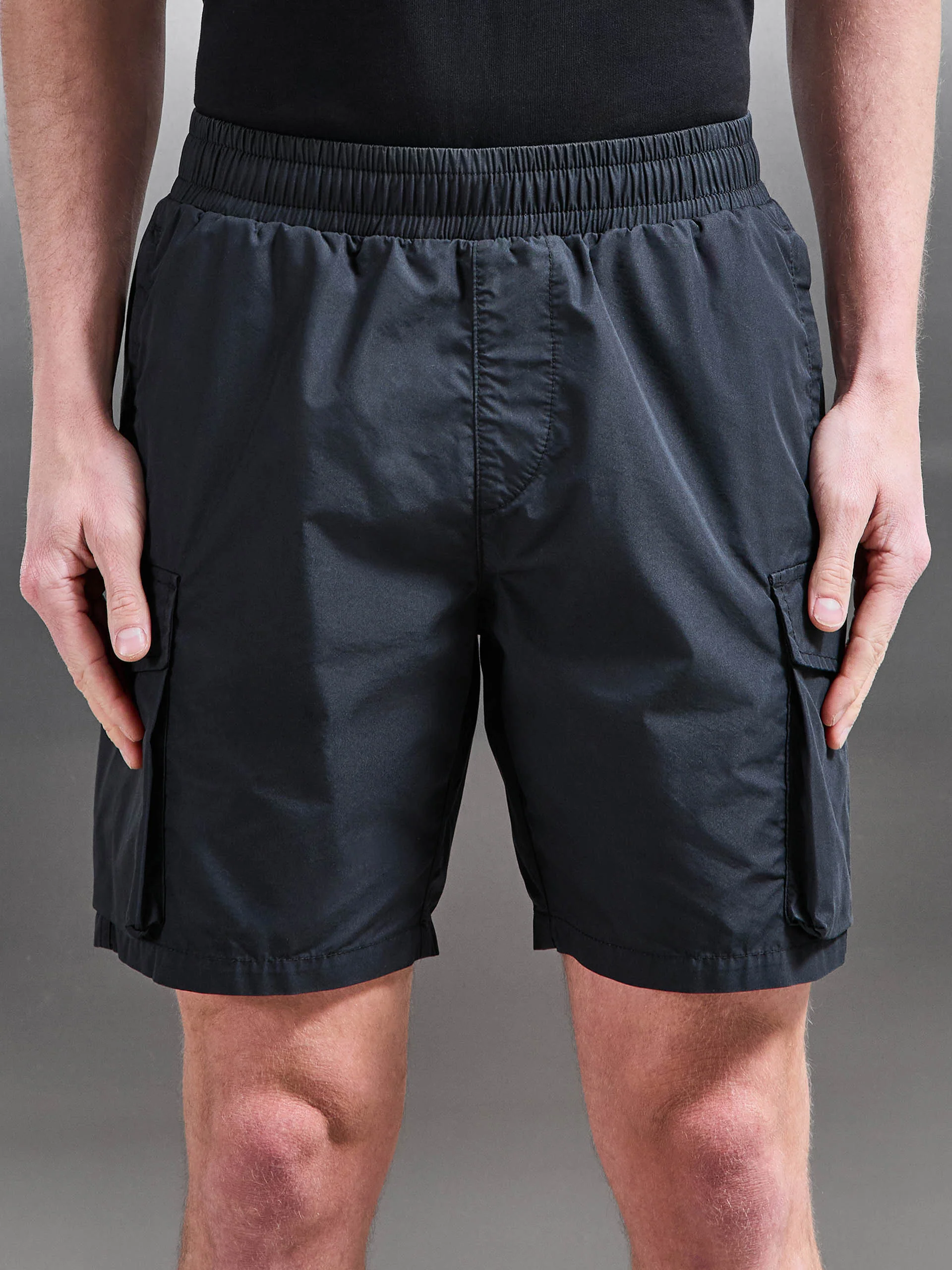 Parachute Cargo Short in Black - Image 4