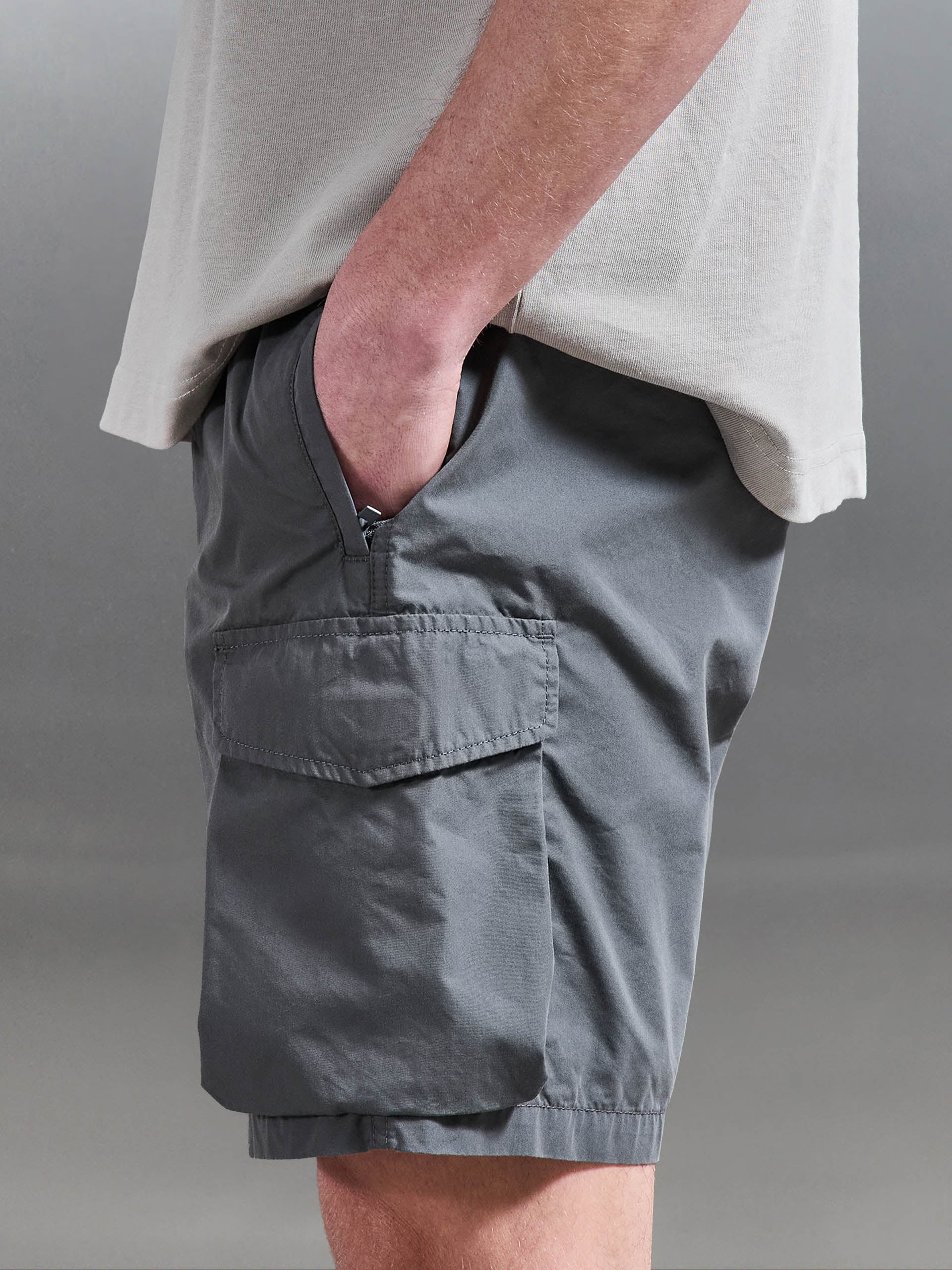 Parachute Cargo Short in Grey - Image 7