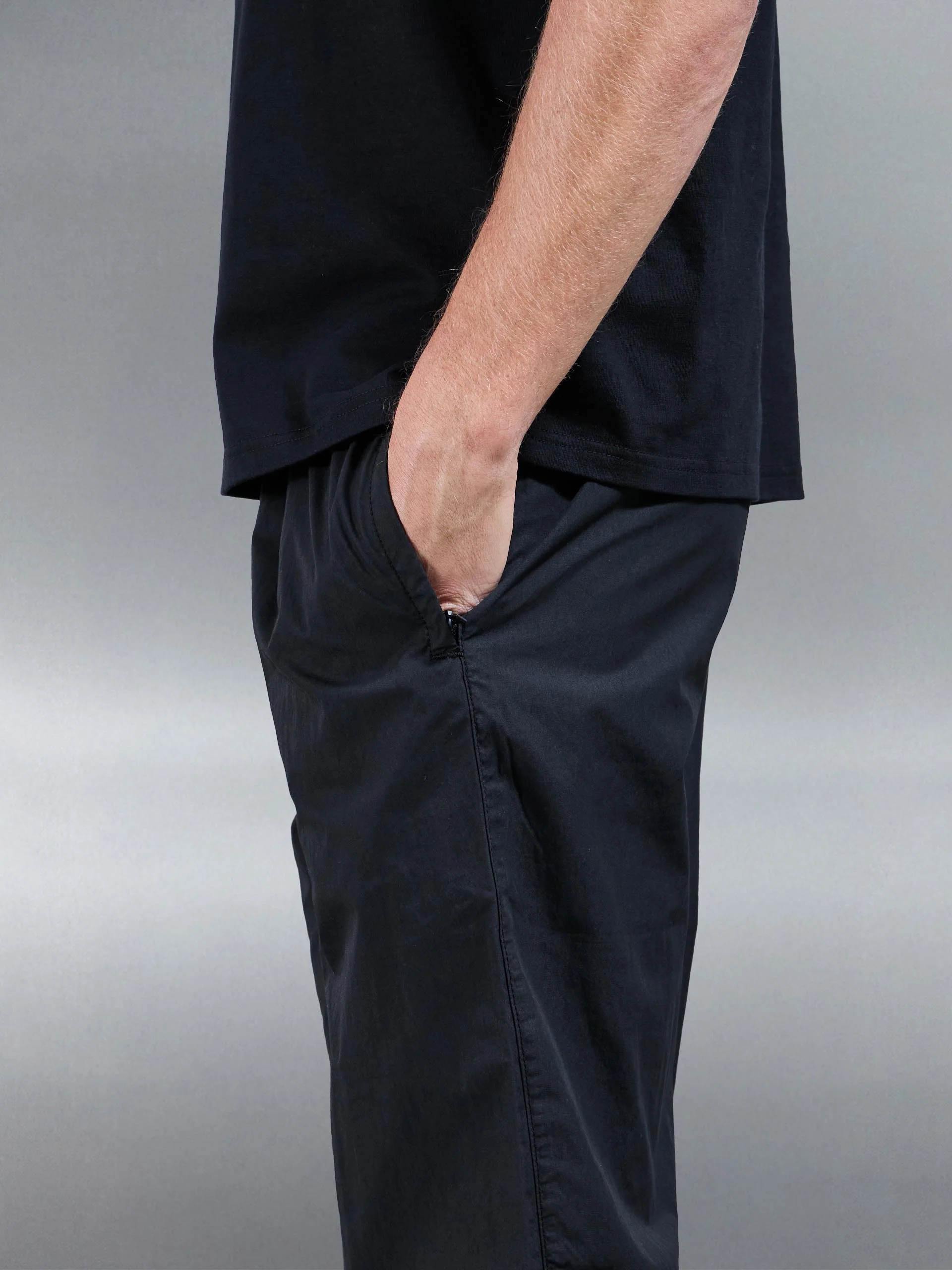 Parachute Pant in Black - Image 5