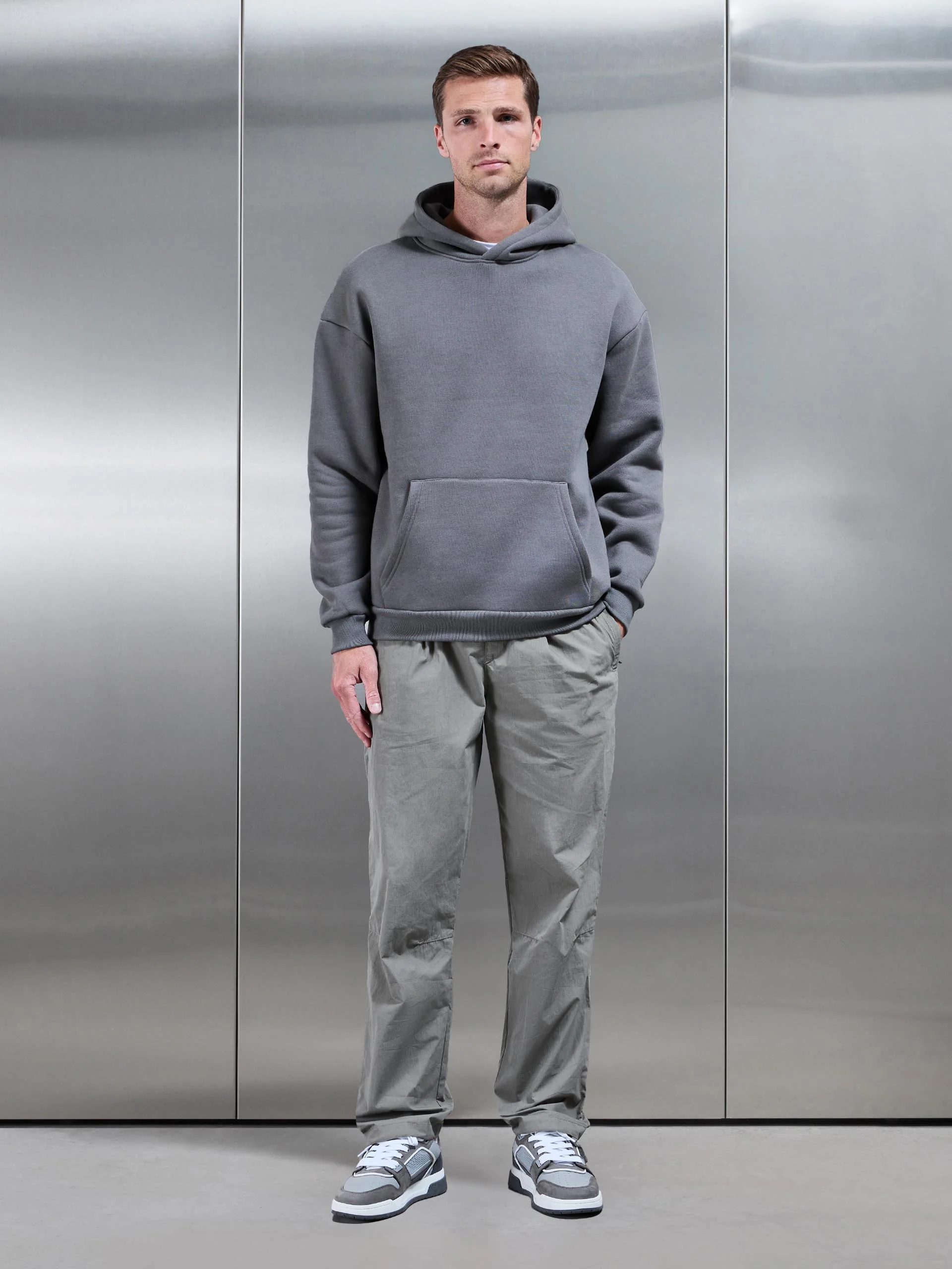 Parachute Pant in Olive - Image 2