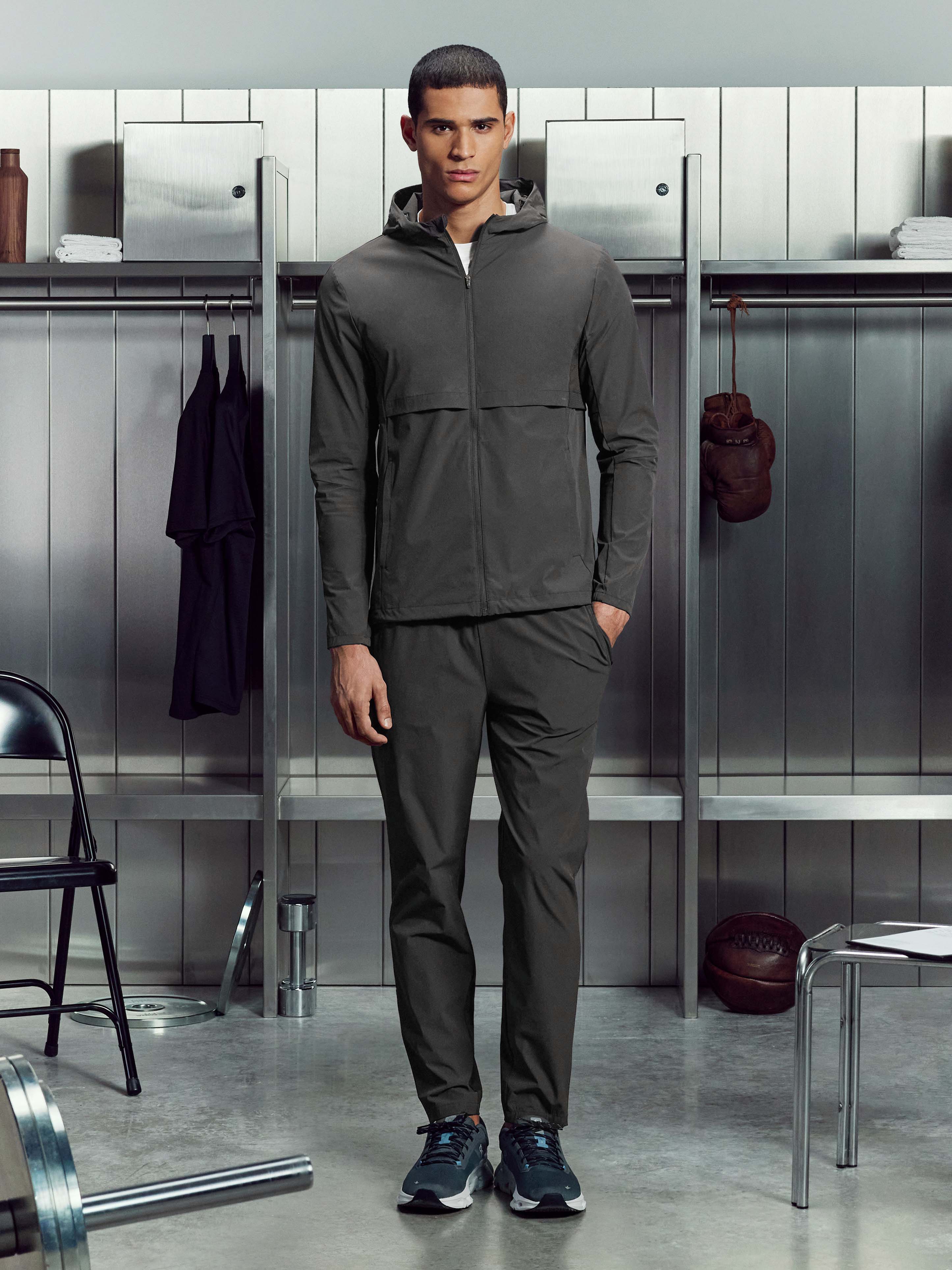 Performance Trackpant in Grey - Image 2