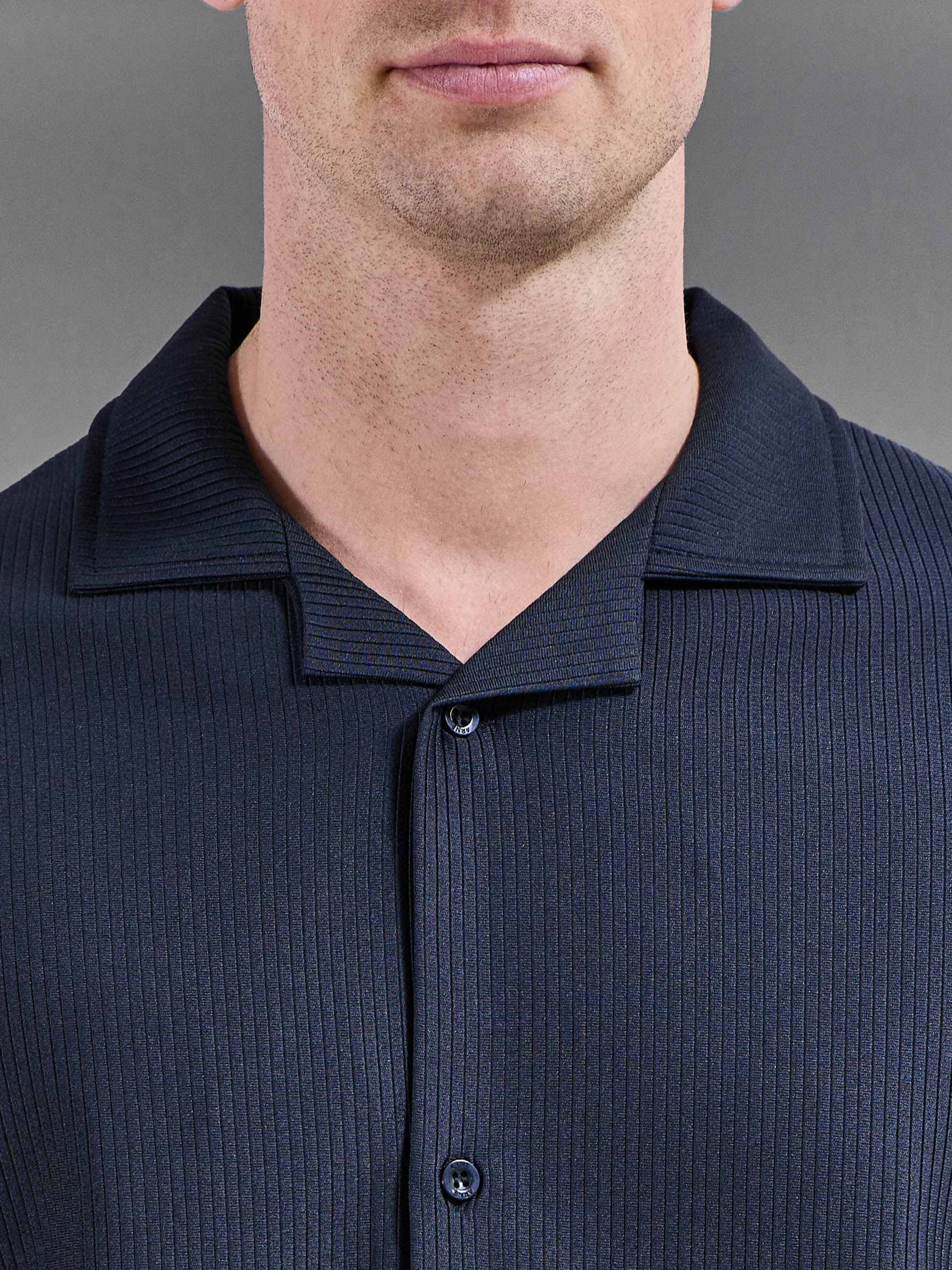 Pleated Revere Collar Shirt in Navy - Image 4