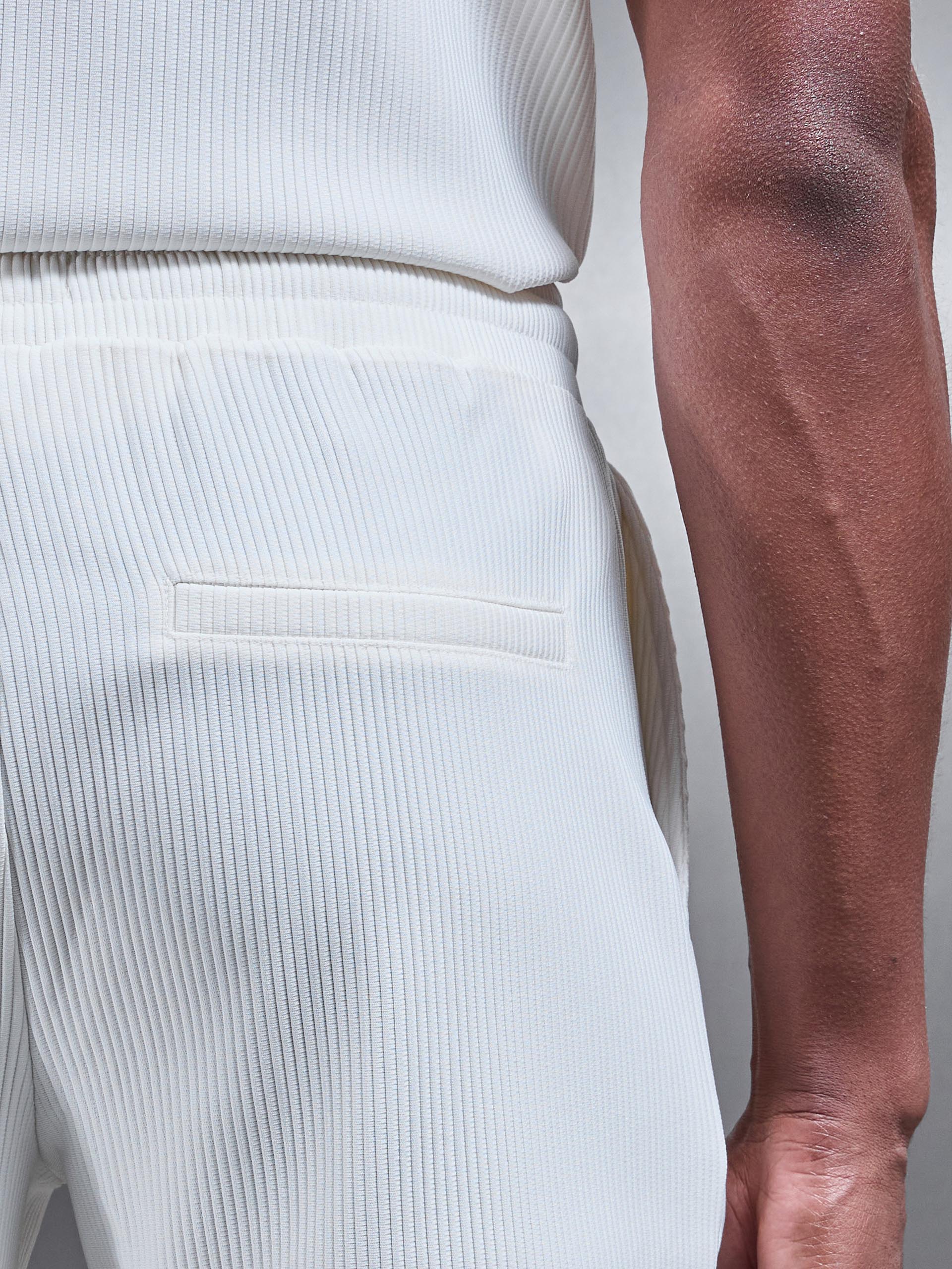Pleated Short in Ecru - Image 3