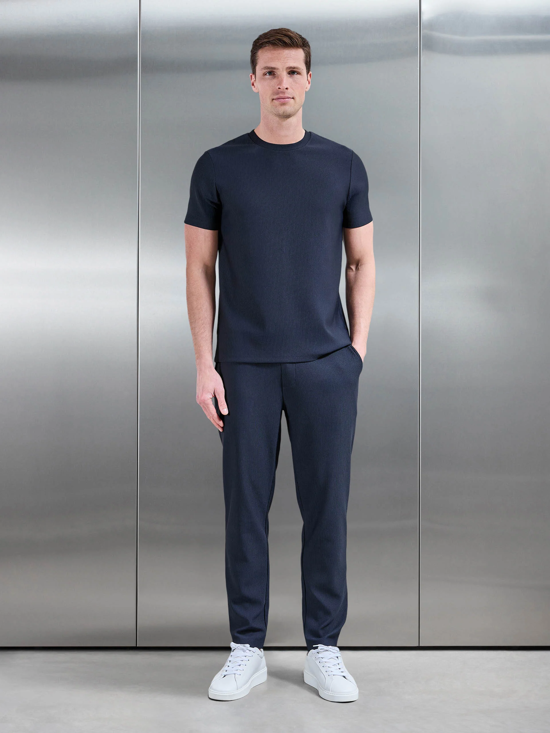 Pleated Trouser in Navy - Image 2