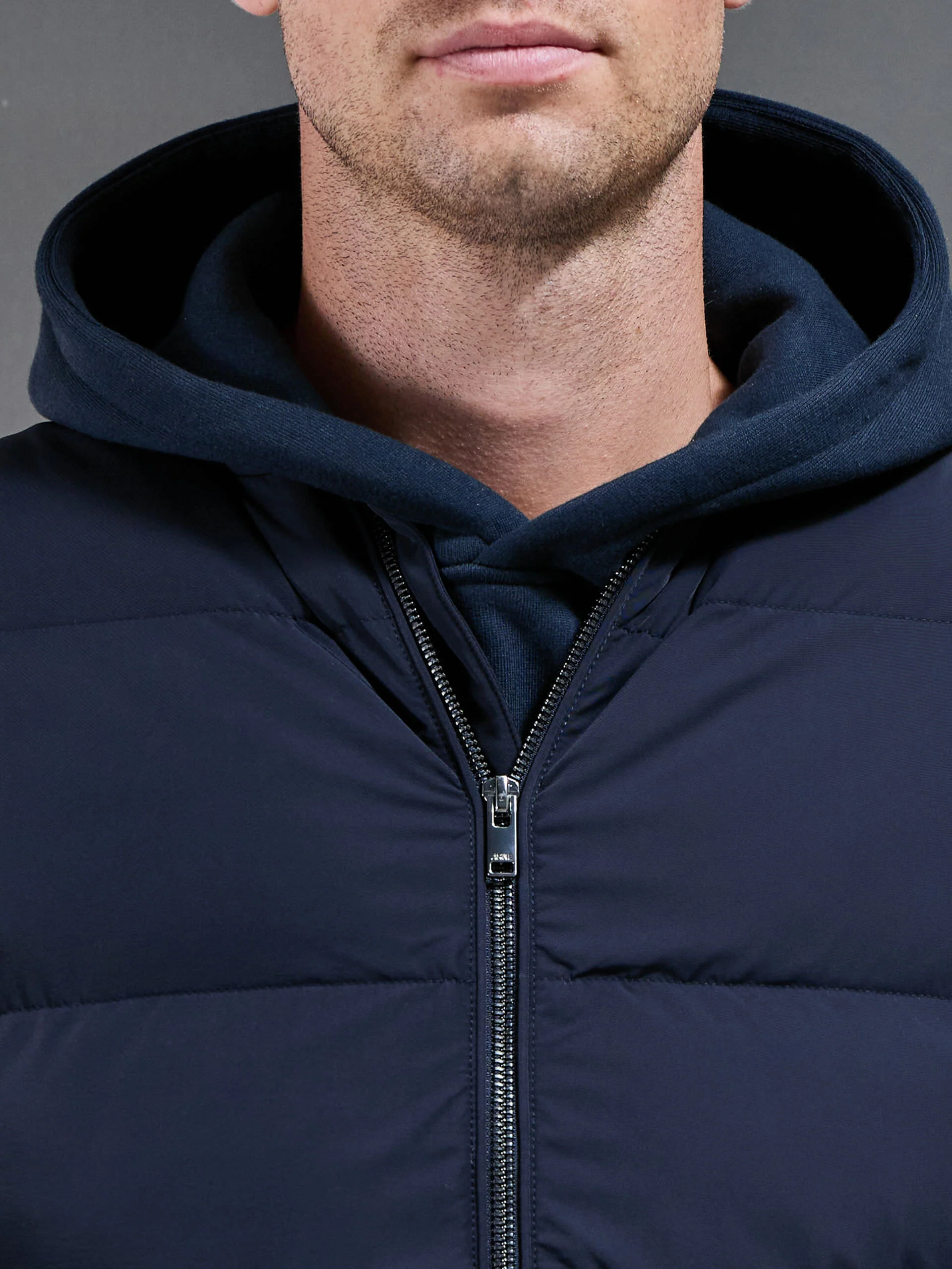 Quilted Bomber Gilet in Navy - Image 5