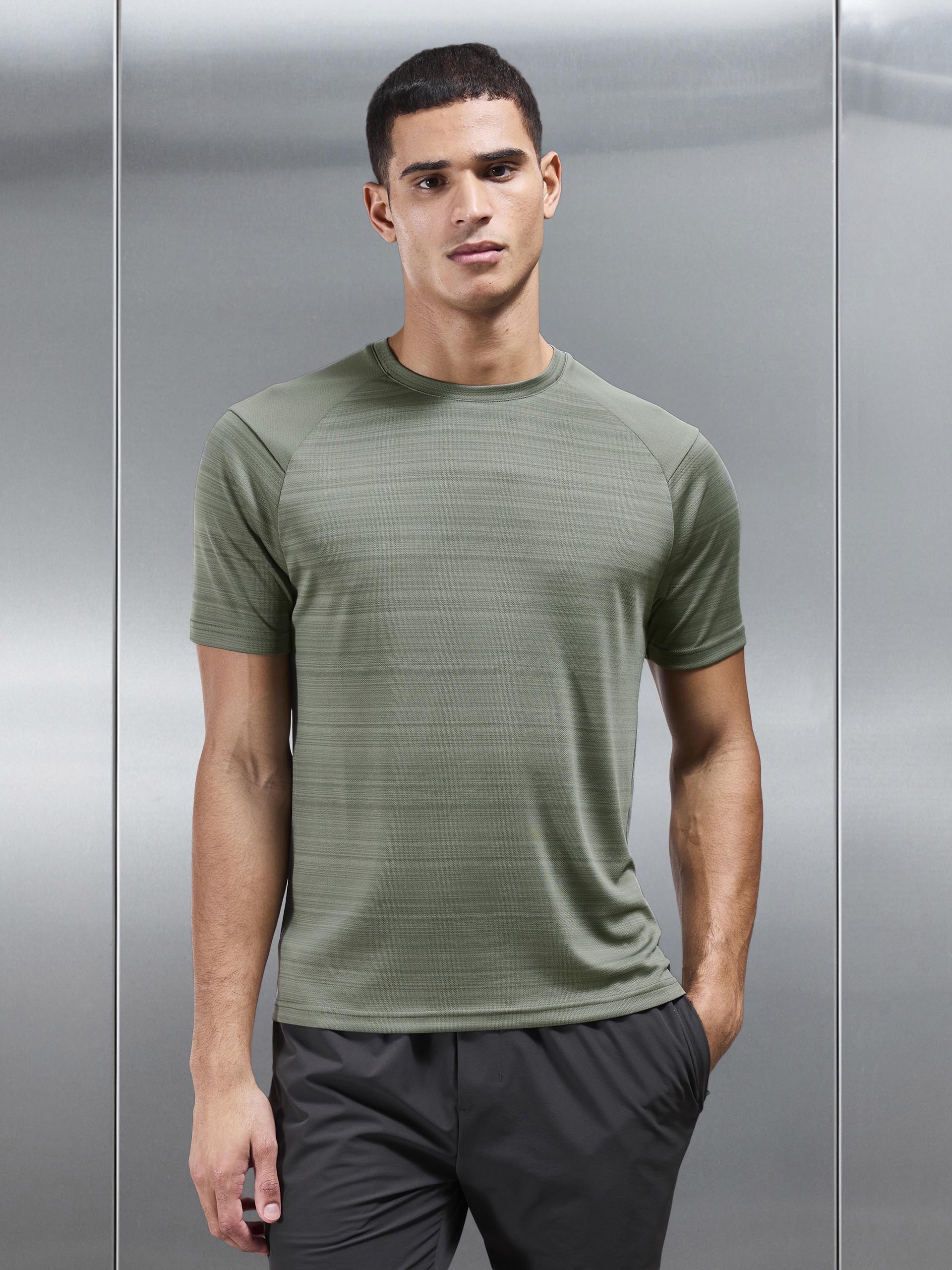 React T-Shirt in Olive - Image 3