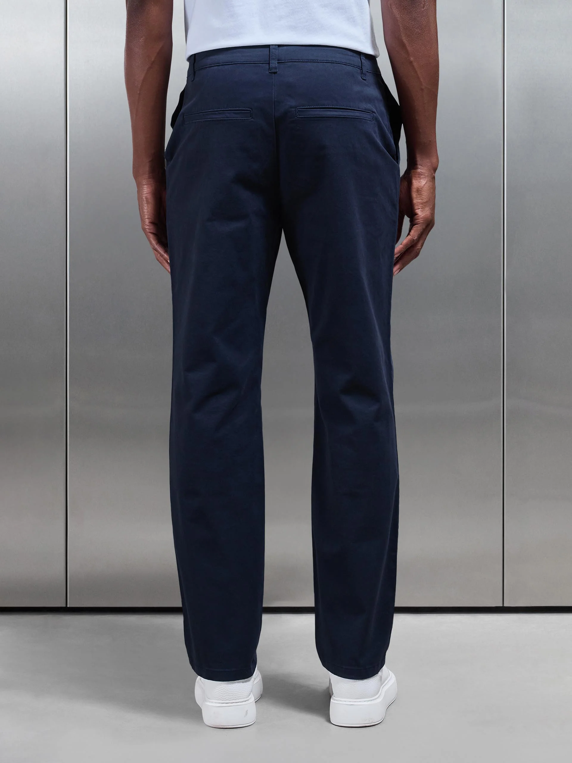 Regular Fit Chino Trouser in Navy - Image 3