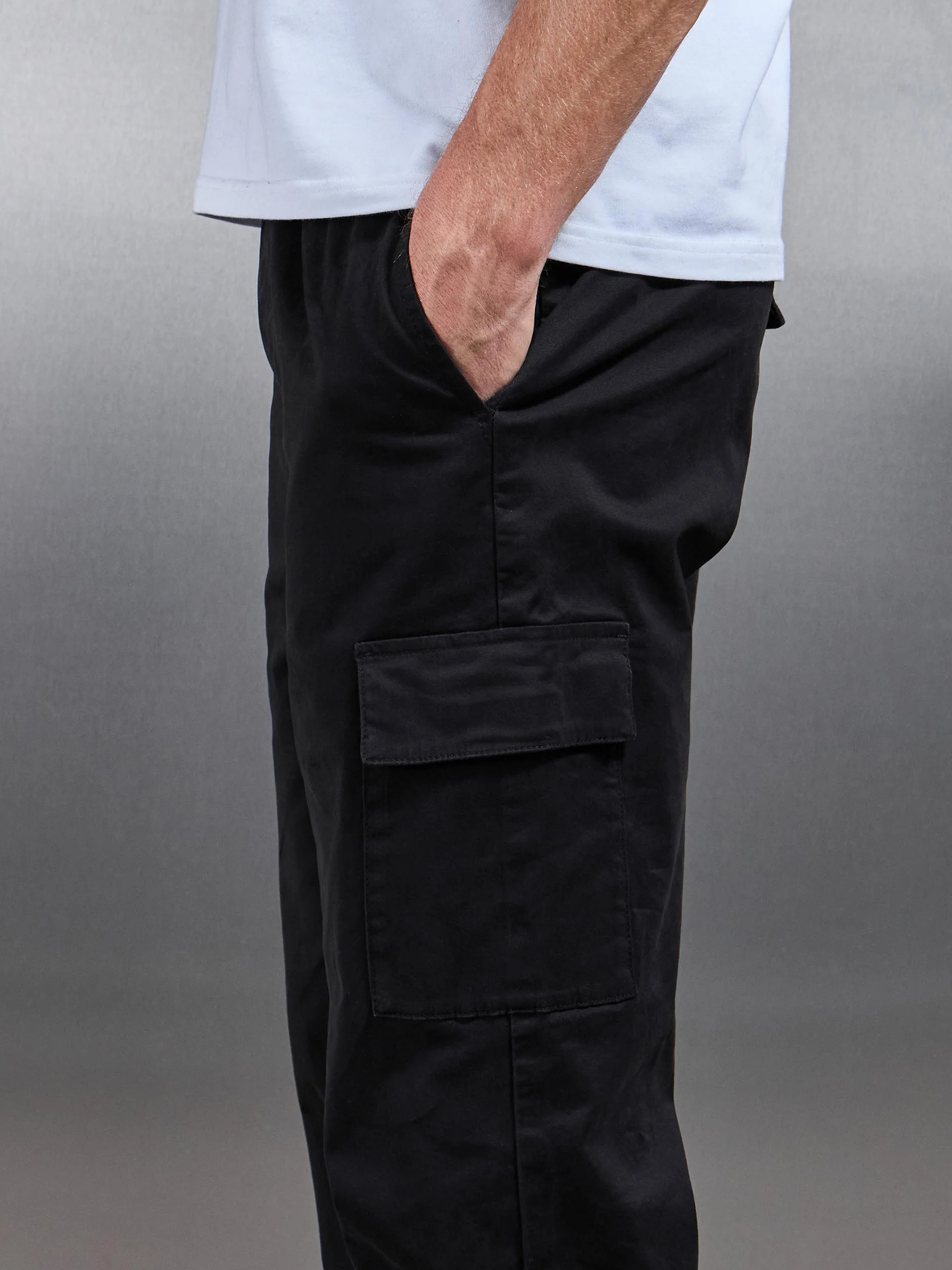 Relaxed Fit Cotton Cargo Pant In Black - Image 4