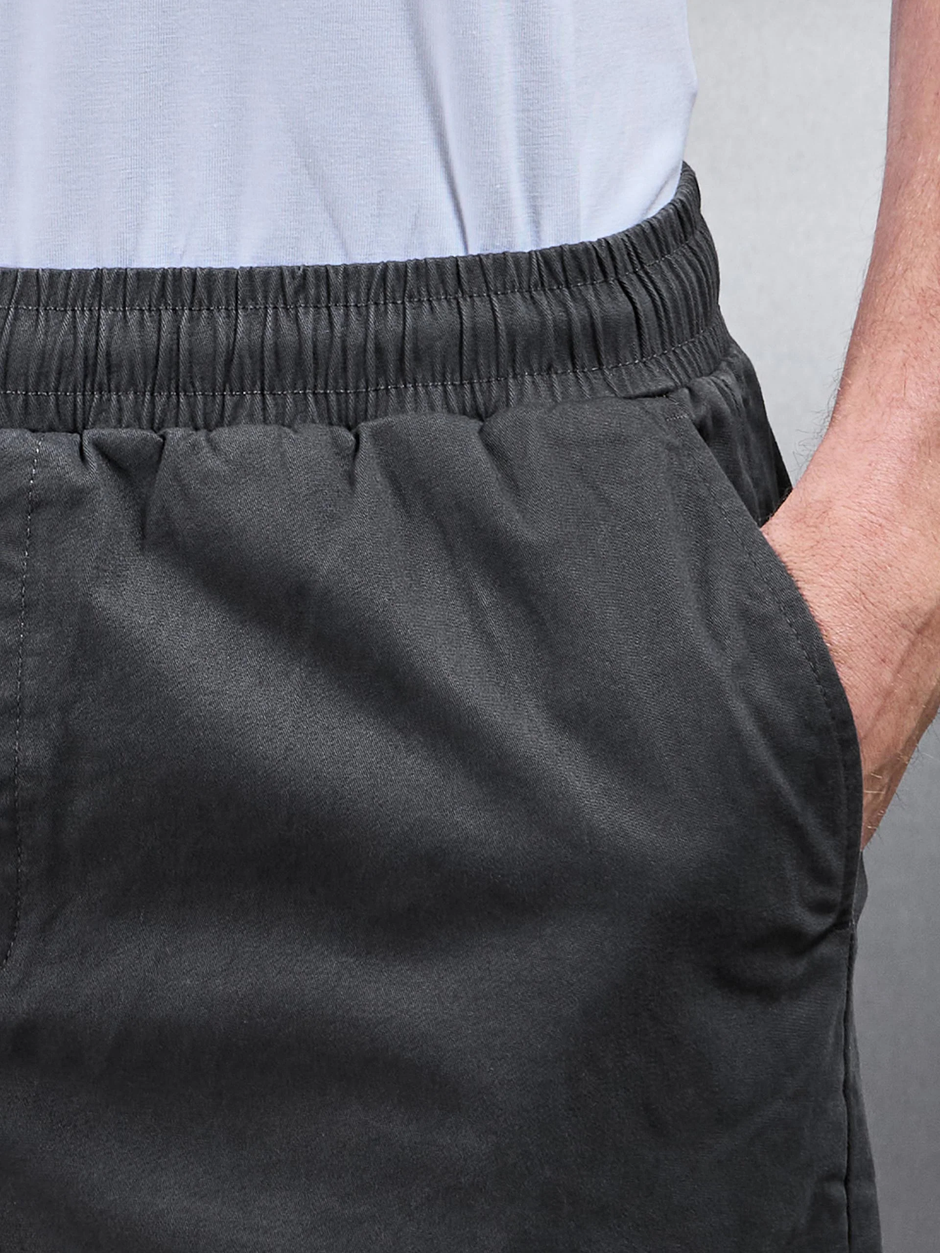 Relaxed Fit Cotton Cargo Pant In Grey - Image 5
