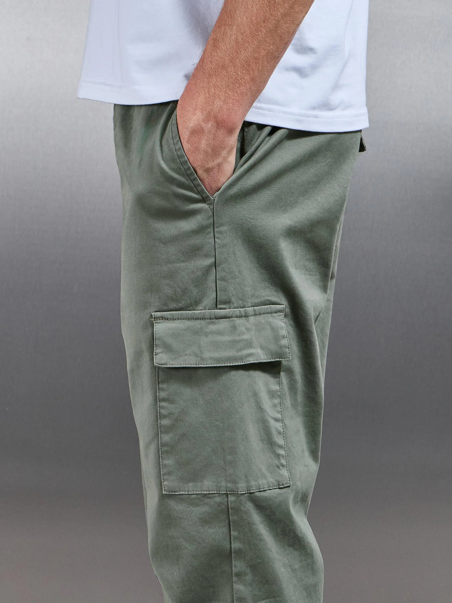 Relaxed Fit Cotton Cargo Pant in Olive - Image 5