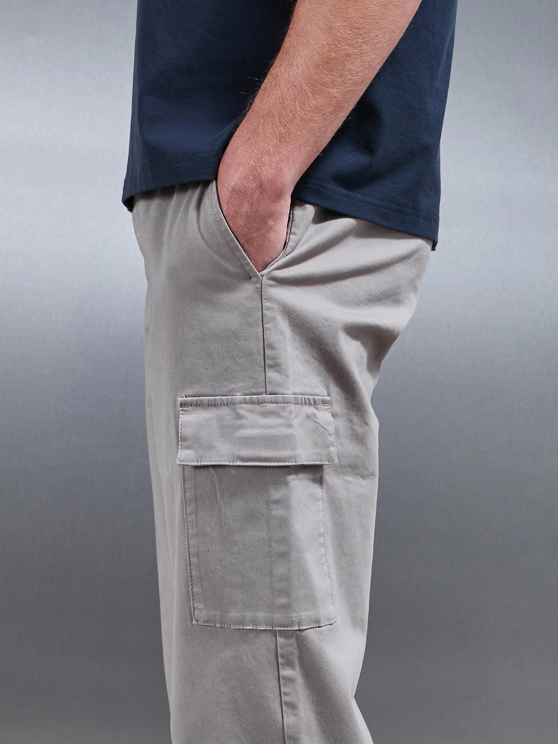 Relaxed Fit Cotton Cargo Pant in Taupe - Image 3