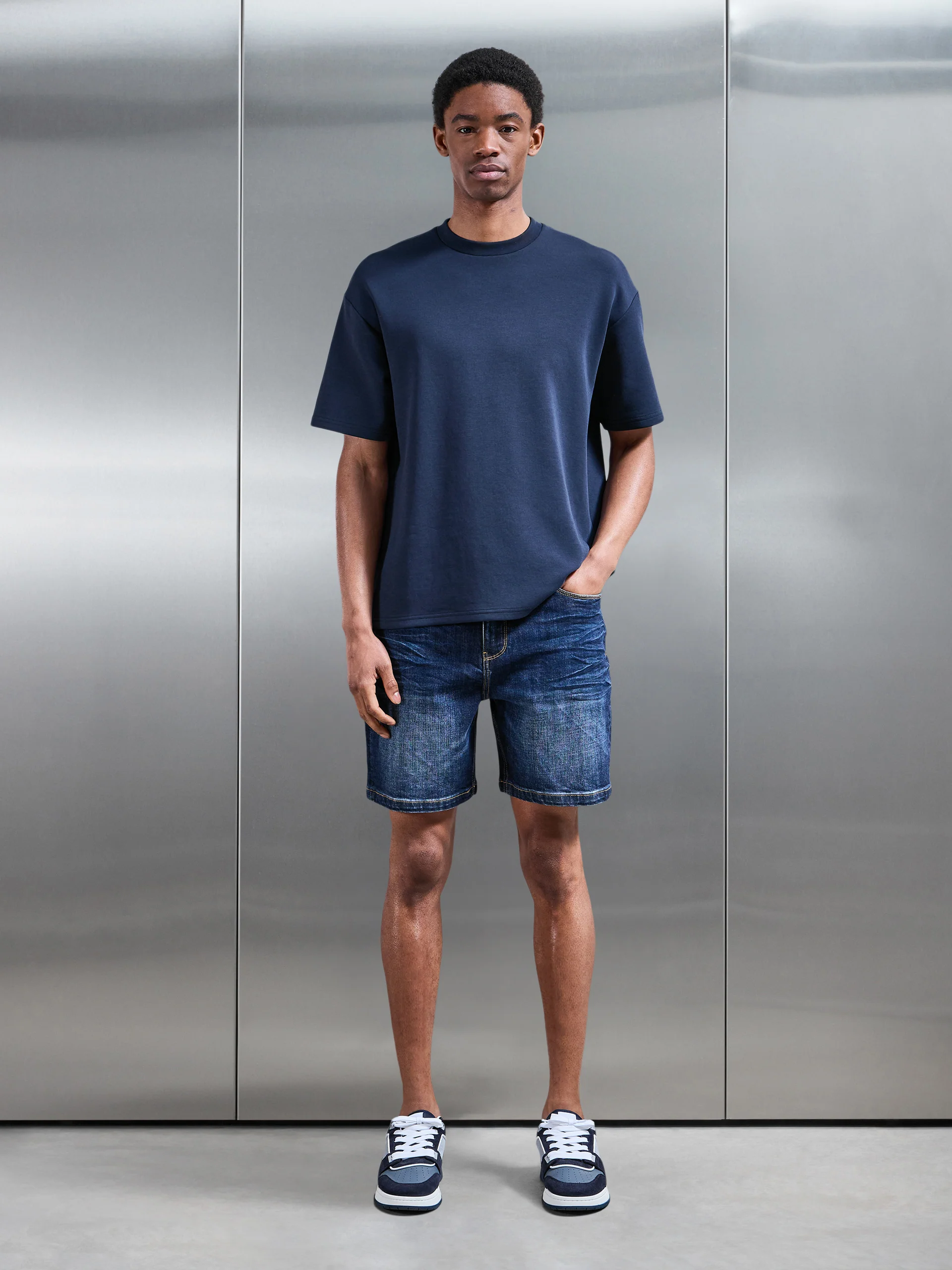 Relaxed Fit Denim Short in Dark Blue - Image 2