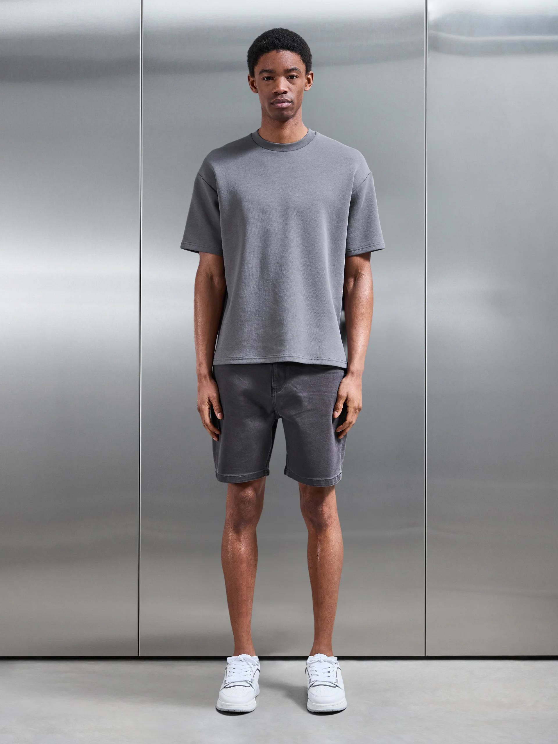 Relaxed Fit Denim Short in Grey - Image 2