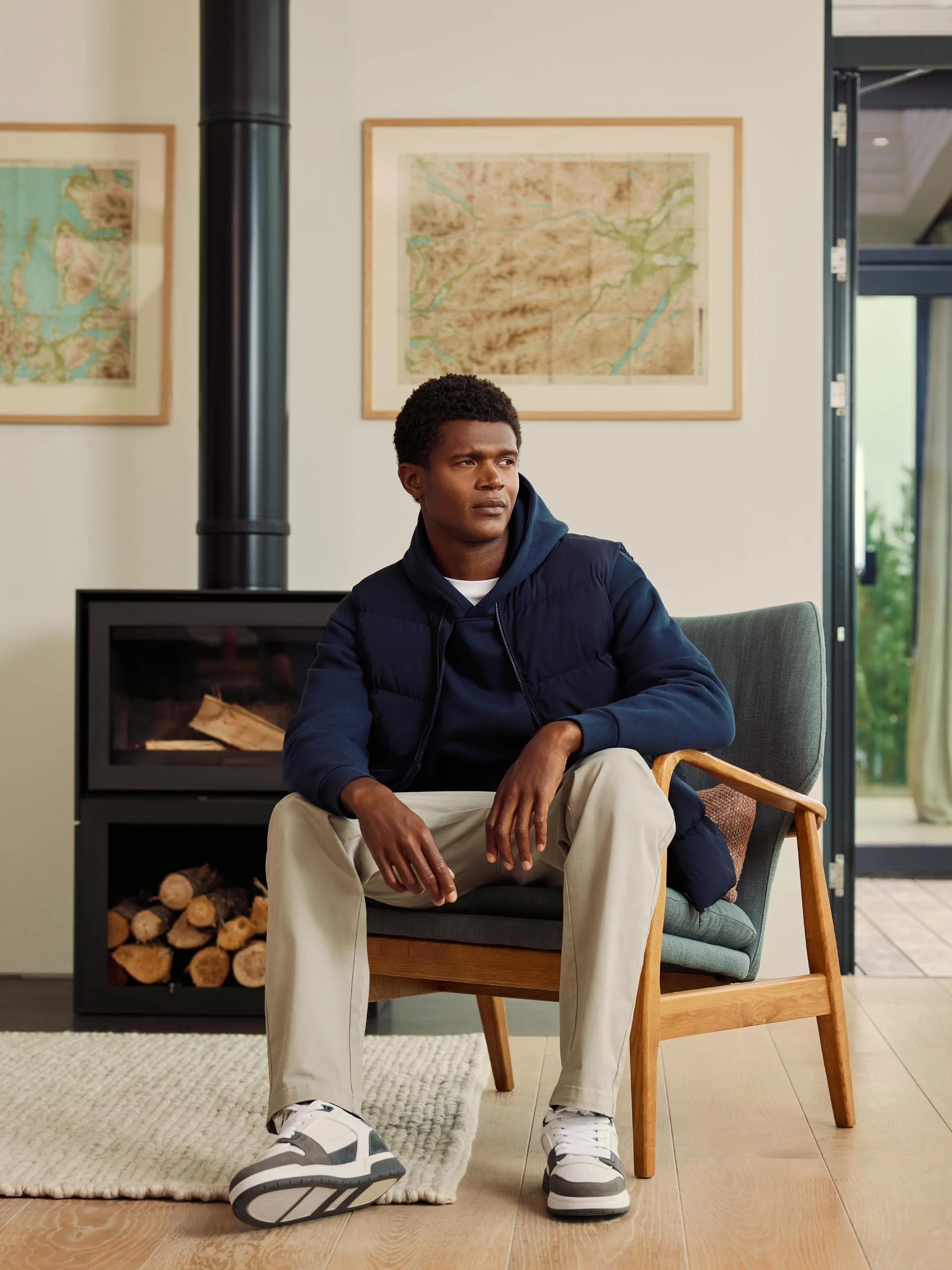 Relaxed Fit Hoodie in Navy - Image 2