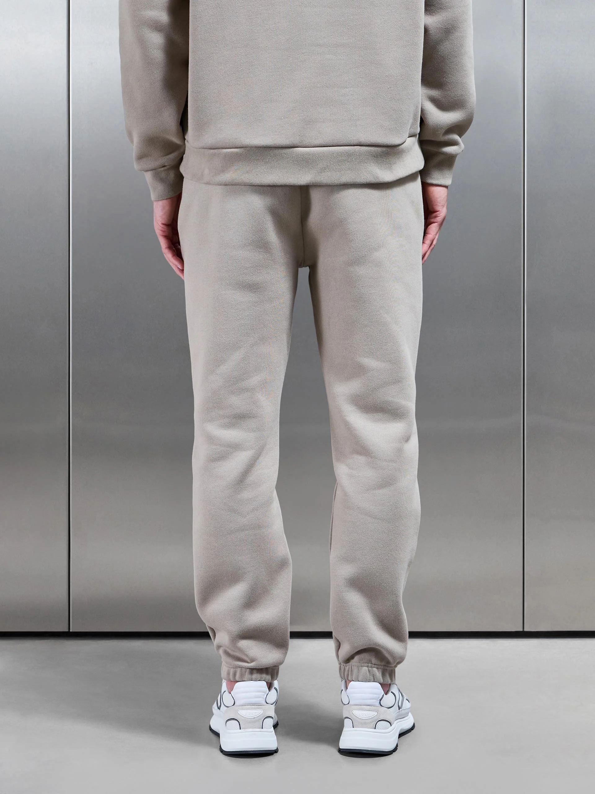 Relaxed Fit Jogger in Stone - Image 3