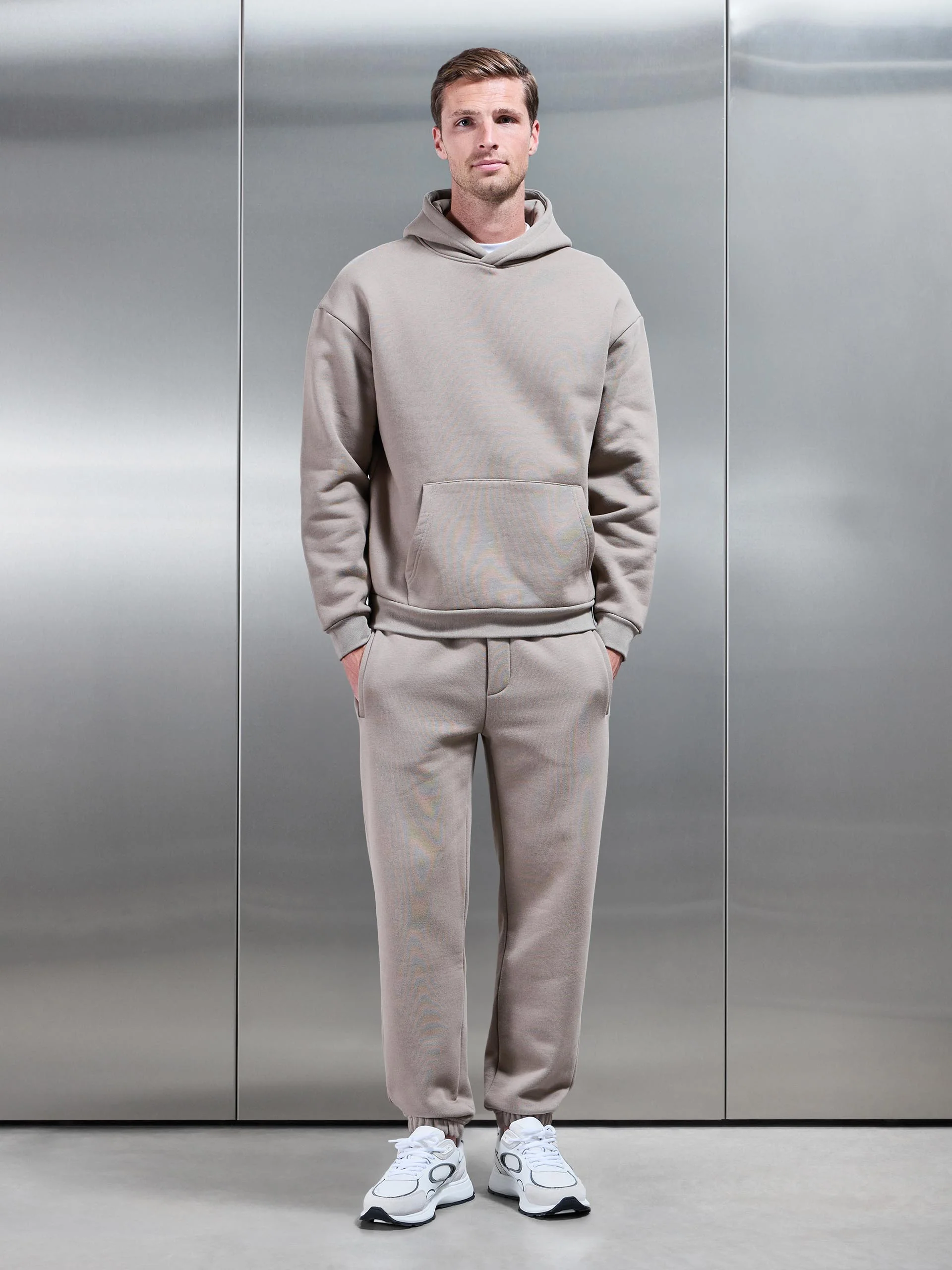 Relaxed Fit Jogger in Taupe - Image 2
