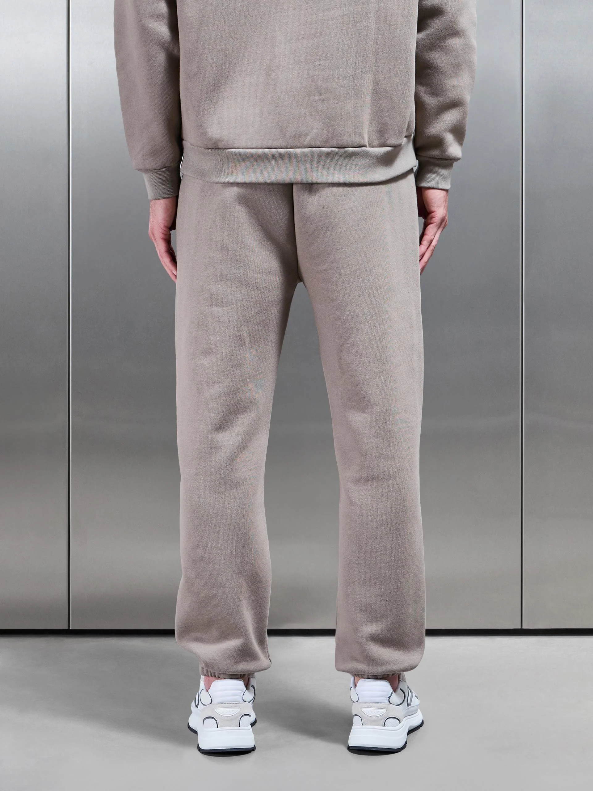 Relaxed Fit Jogger in Taupe - Image 3