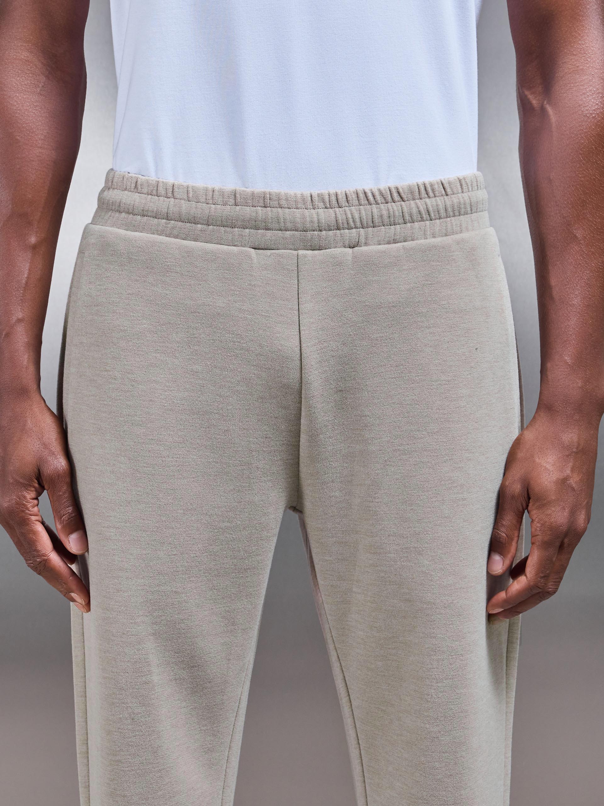 Relaxed Fit Knitted Jogger in Stone - Image 4