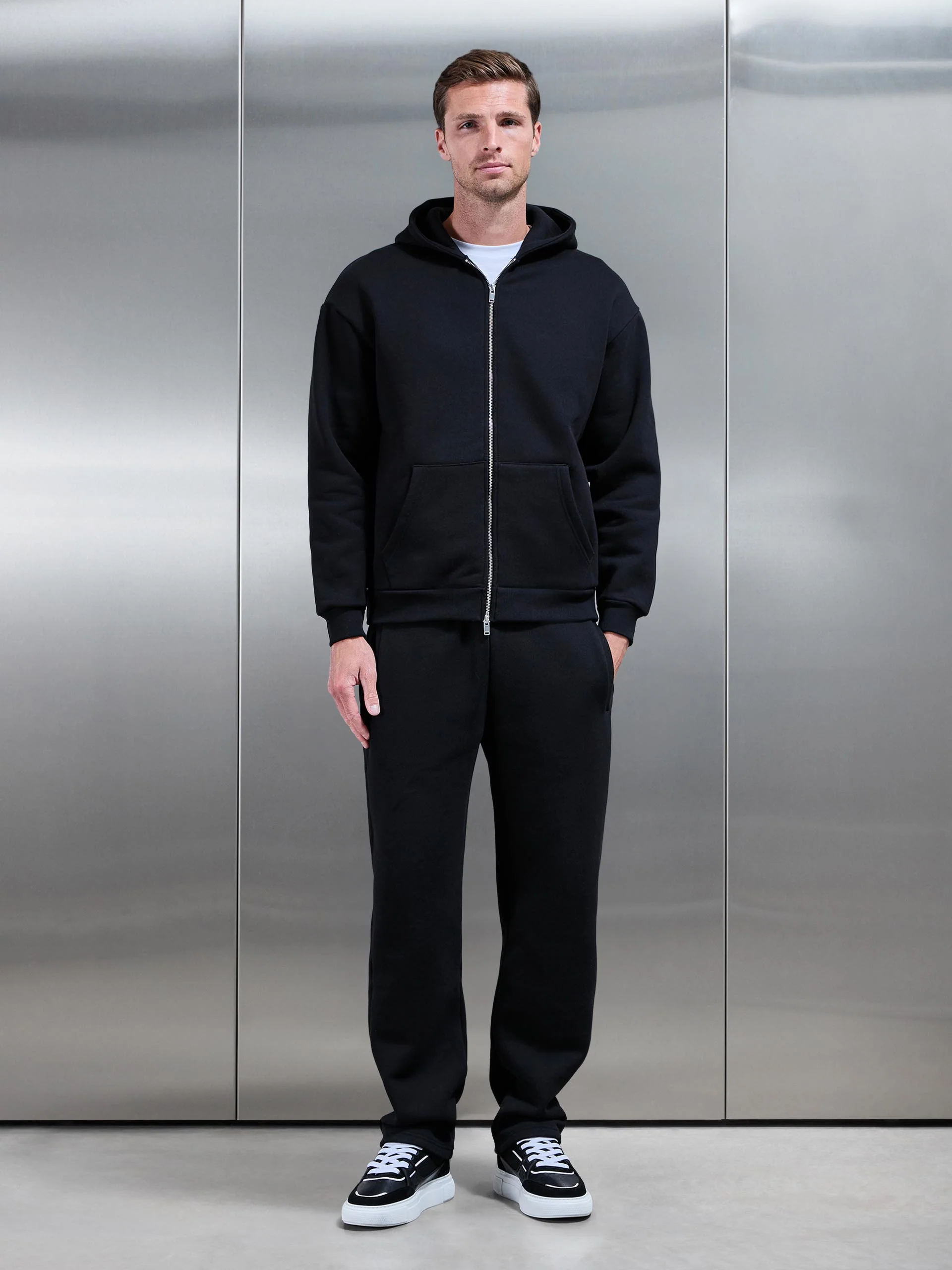 Relaxed Fit Straight Leg Jogger in Black - Image 2