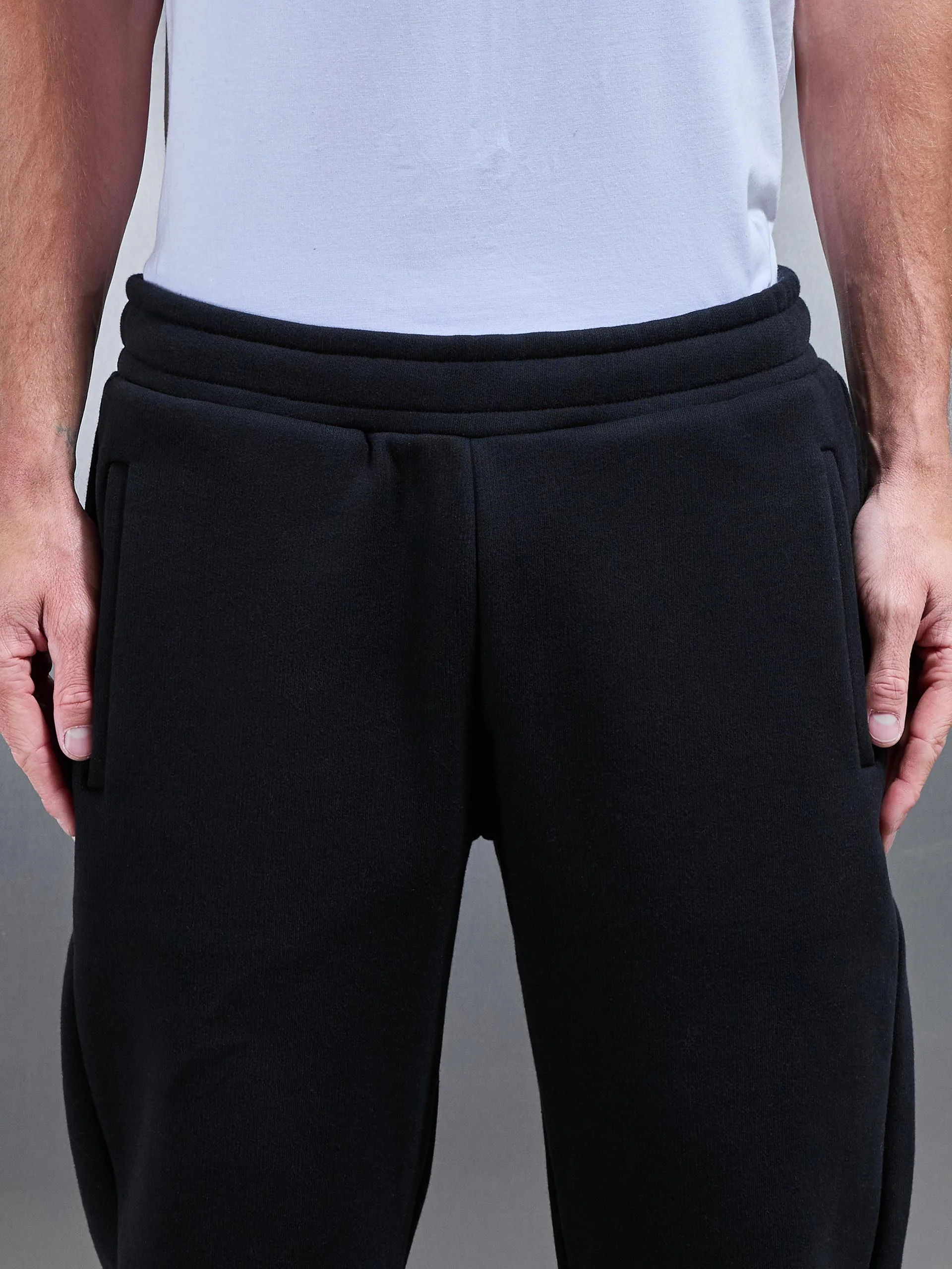 Relaxed Fit Straight Leg Jogger in Black - Image 4