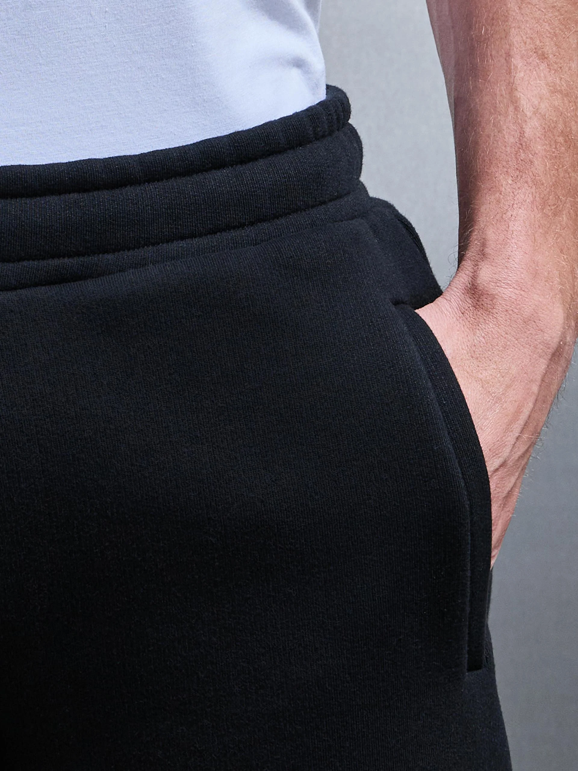 Relaxed Fit Straight Leg Jogger in Black - Image 5