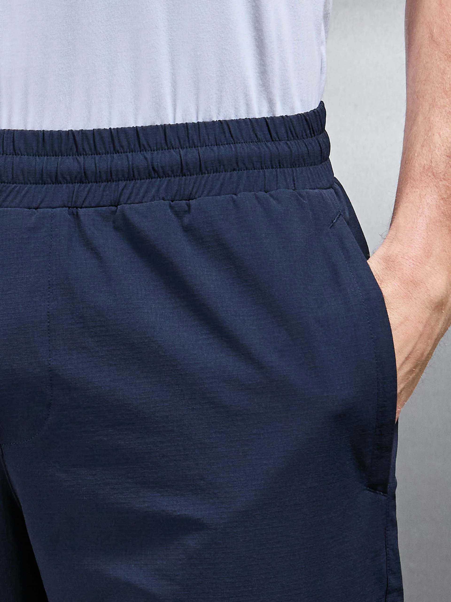 Relaxed Fit Utility Cargo Pant in Navy - Image 5