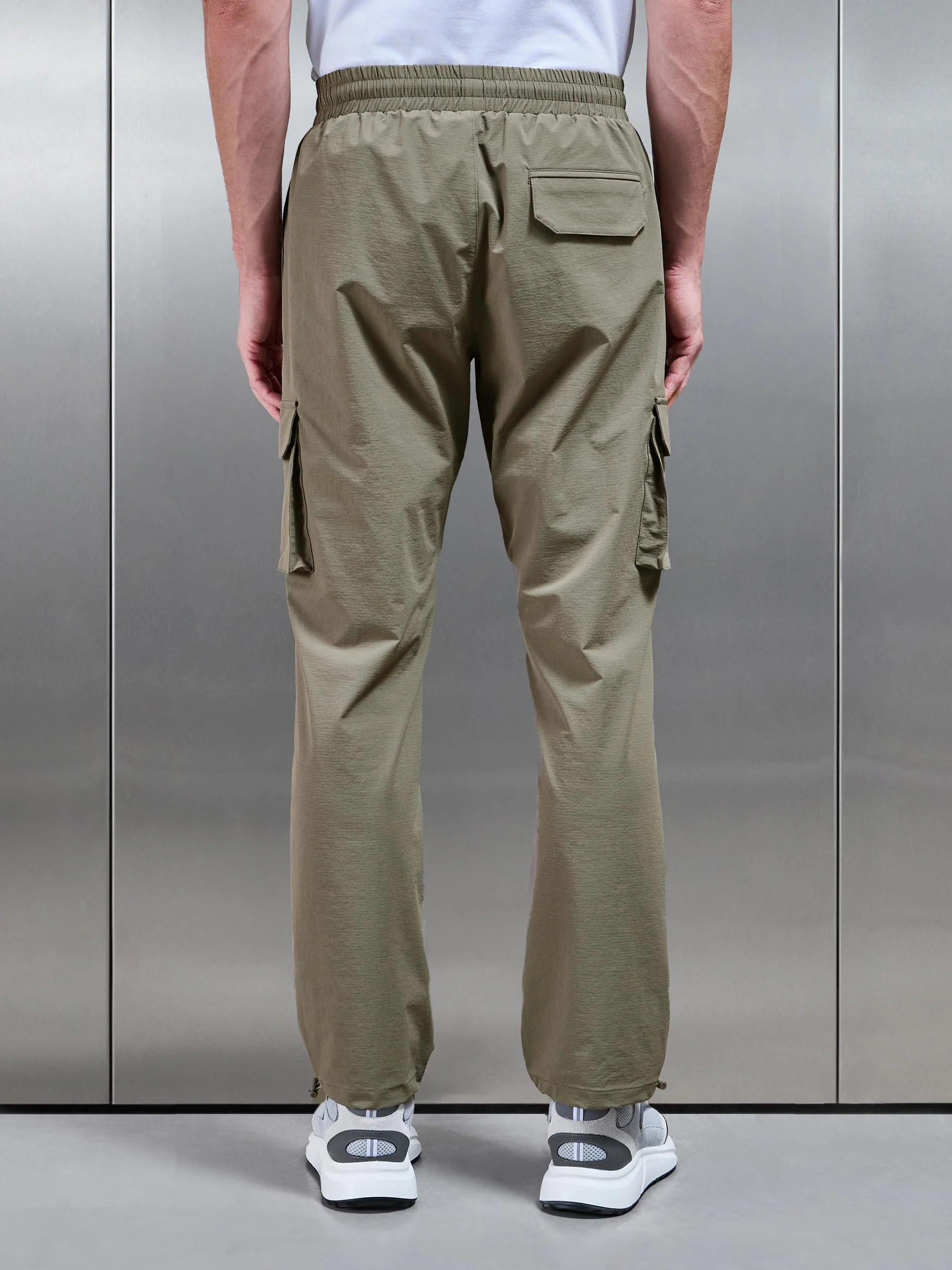 Relaxed Fit Utility Cargo Pant in Olive - Image 6