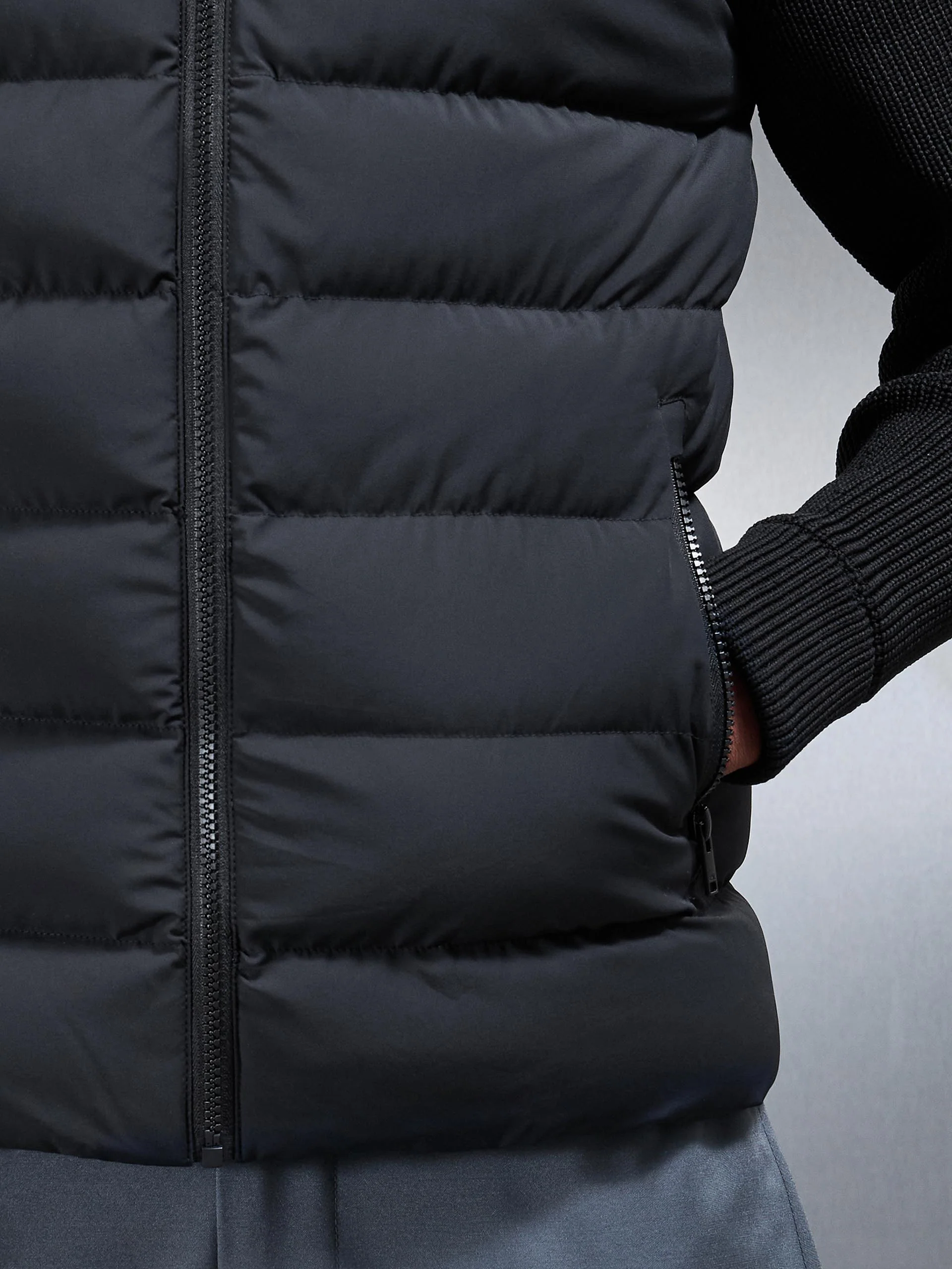 Ribbed Knit Hybrid Puffer Windbreaker in Black - Image 5