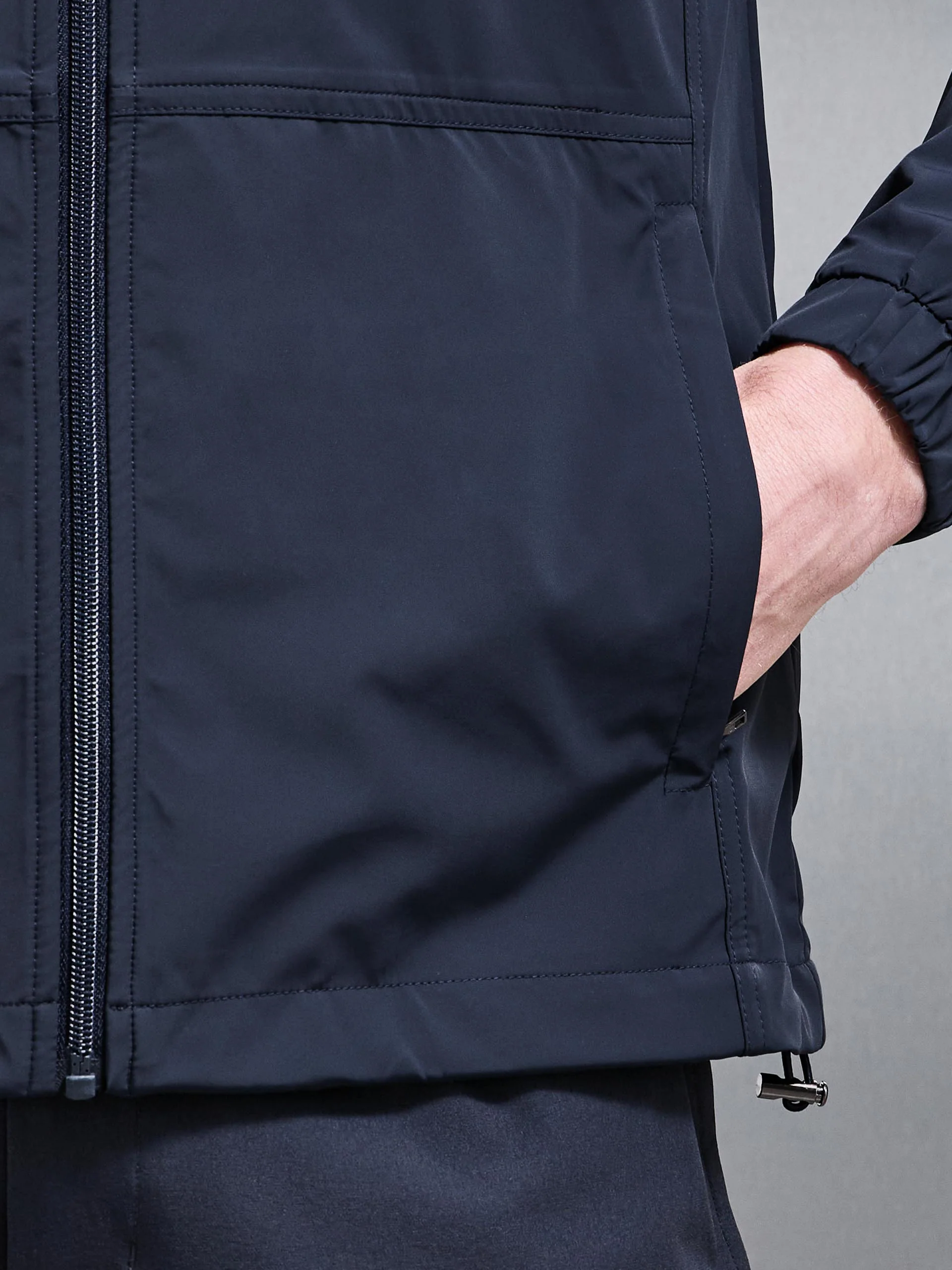 Shell Stripe Windbreaker in Navy - Image 5