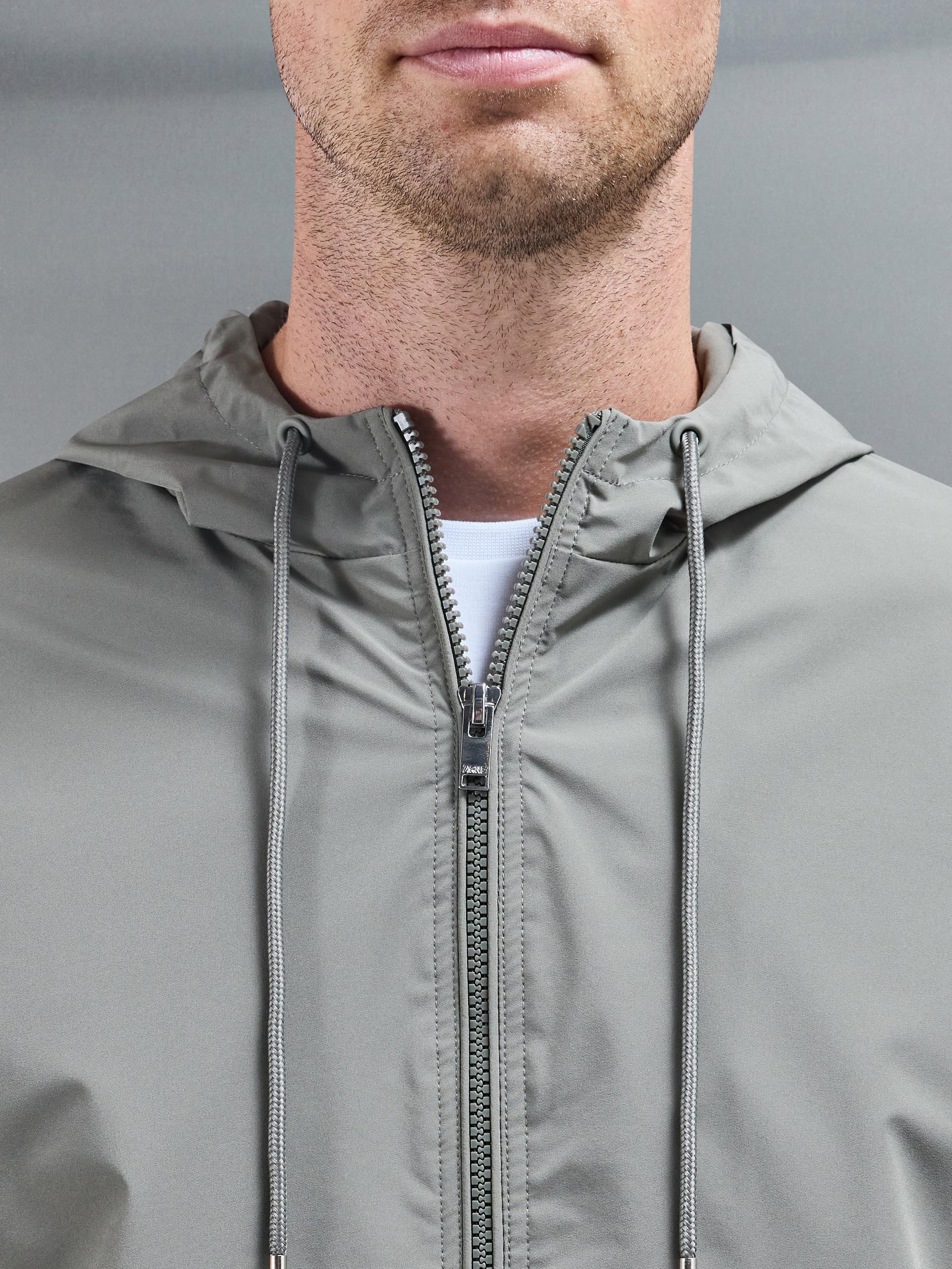Shell Windbreaker in Olive - Image 4