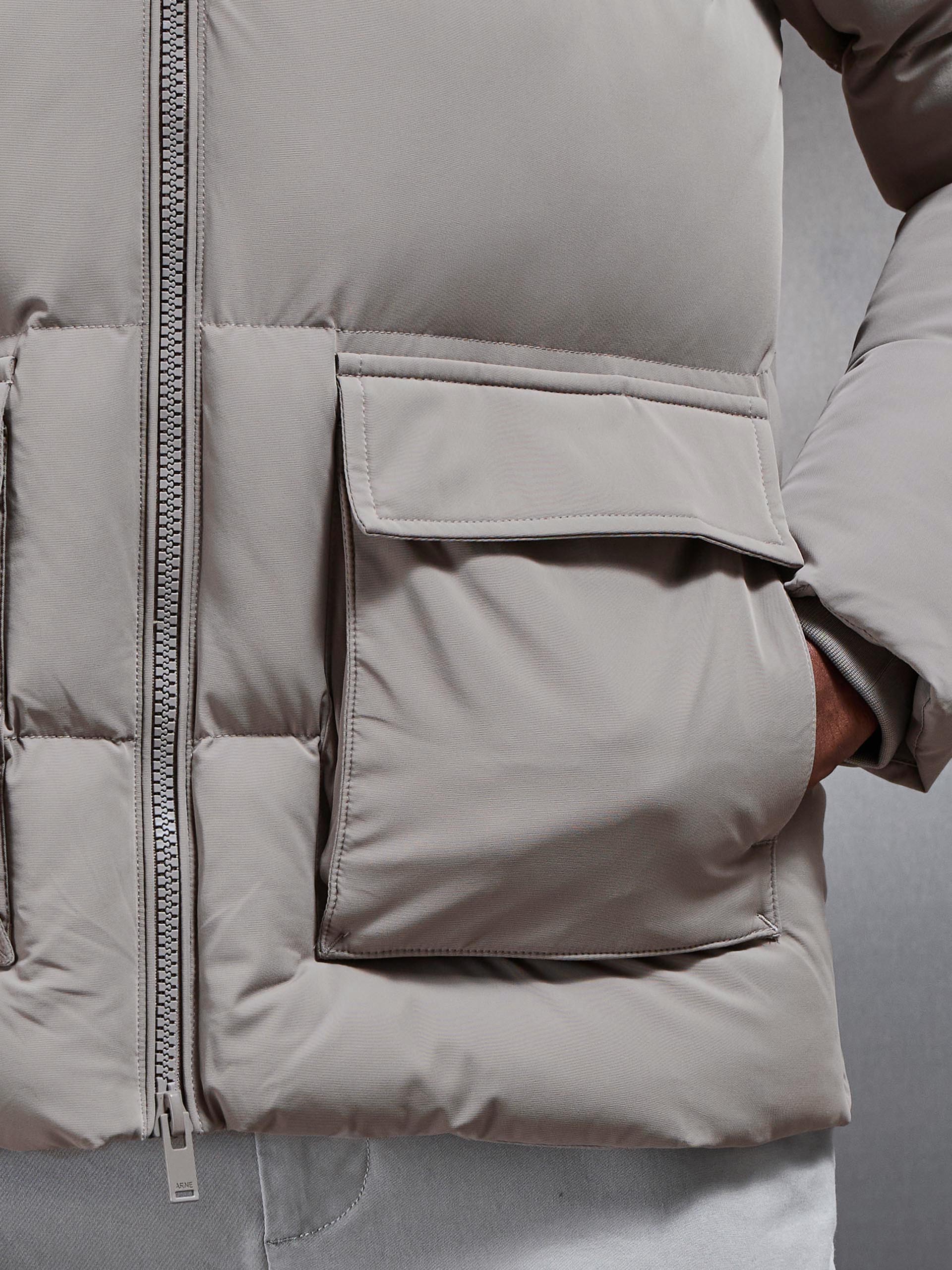 Short Puffer Parka in Taupe - Image 4