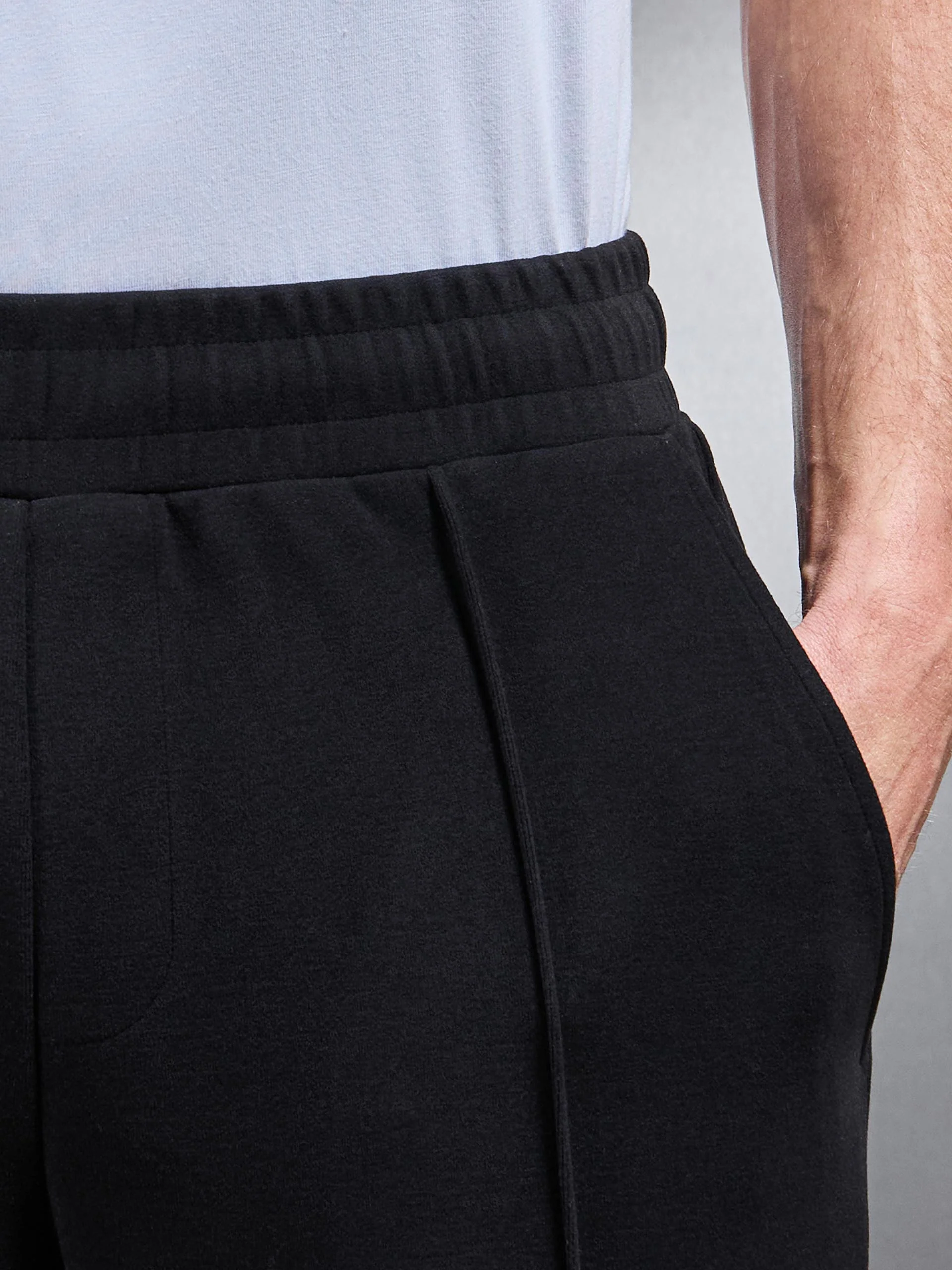 Slim Fit Knitted Jogger in Black - Image 5