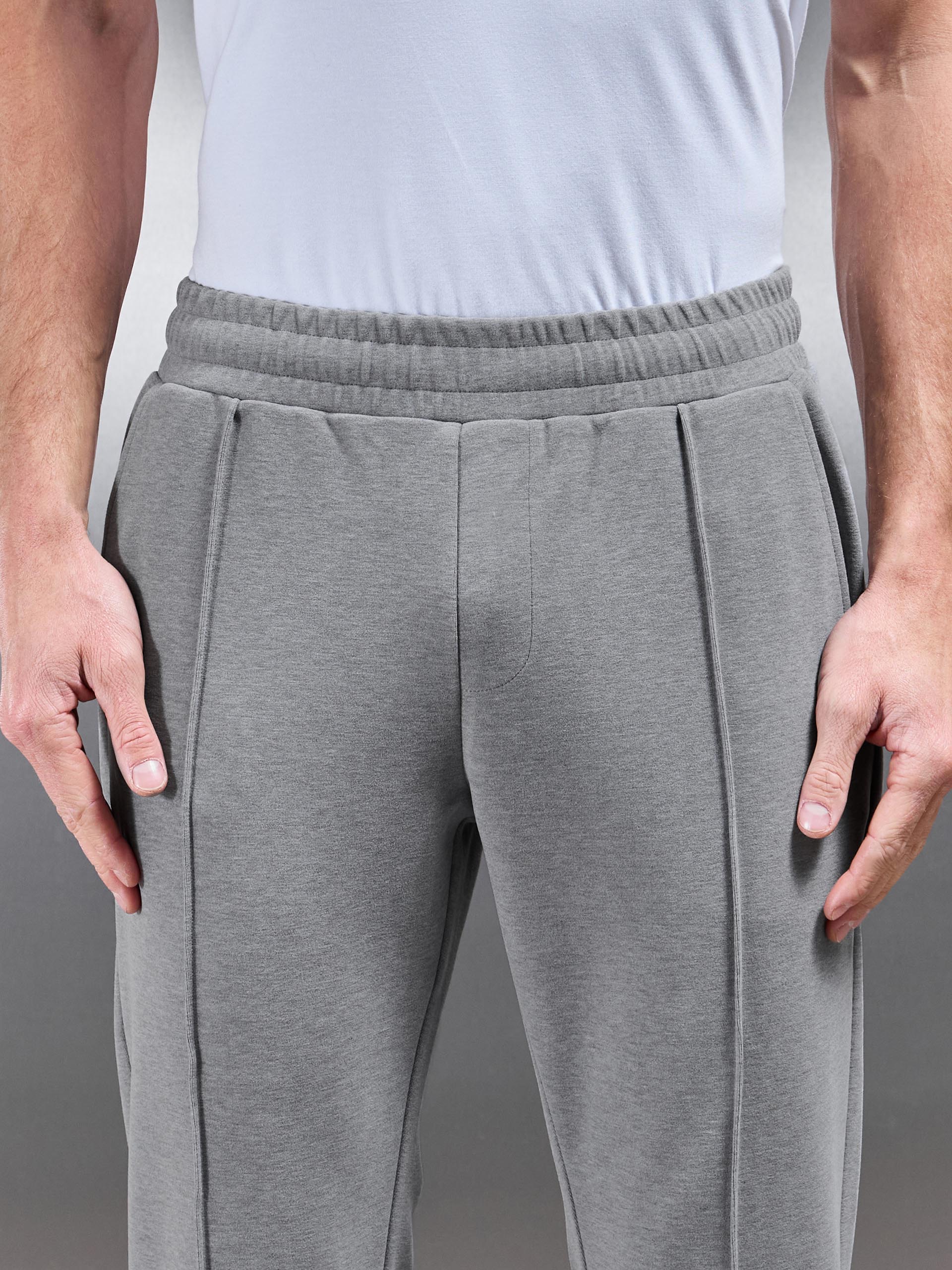 Slim Fit Knitted Jogger in Marl Grey - Image 4
