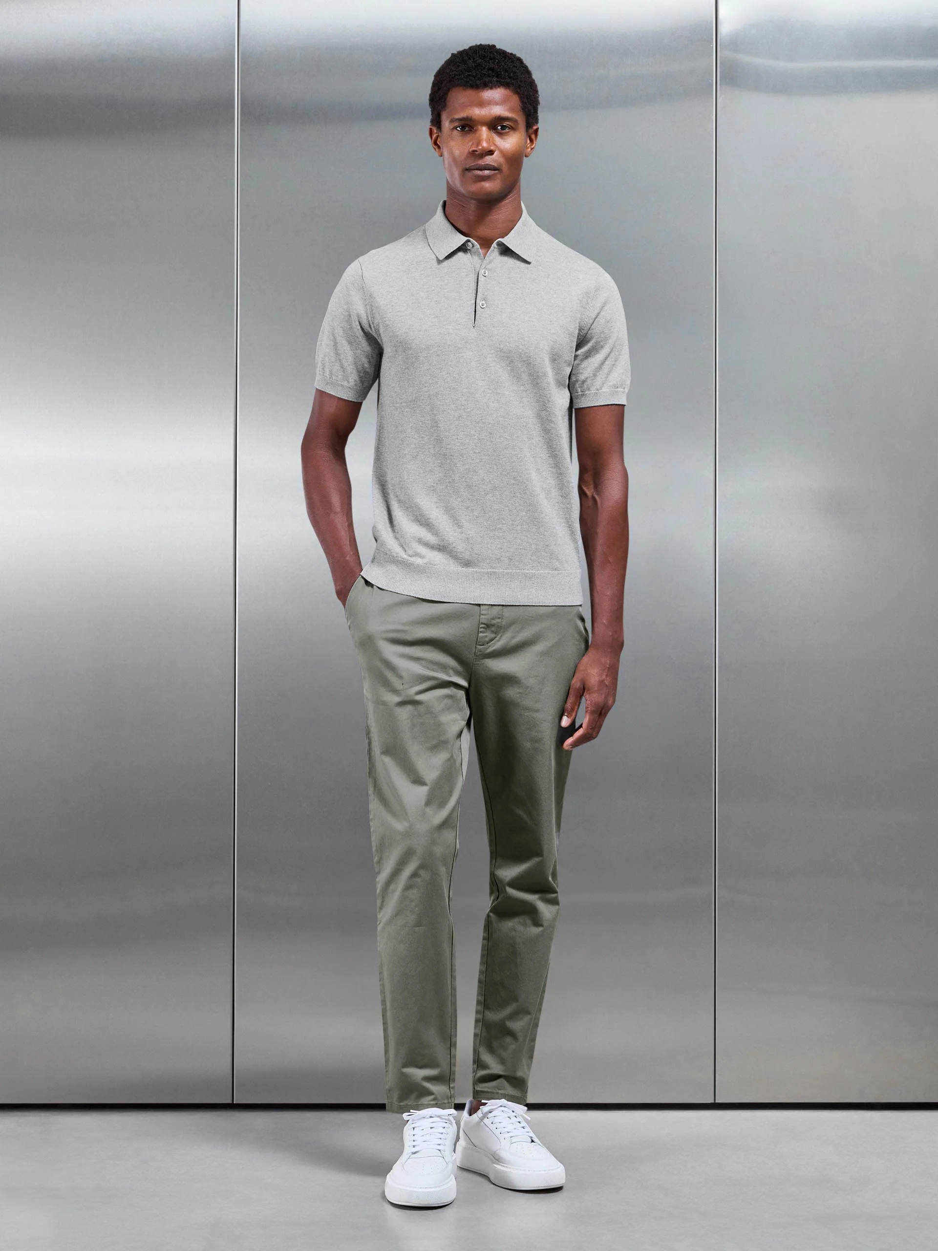 Slim Fit Tailored Chino Trouser in Olive - Image 3
