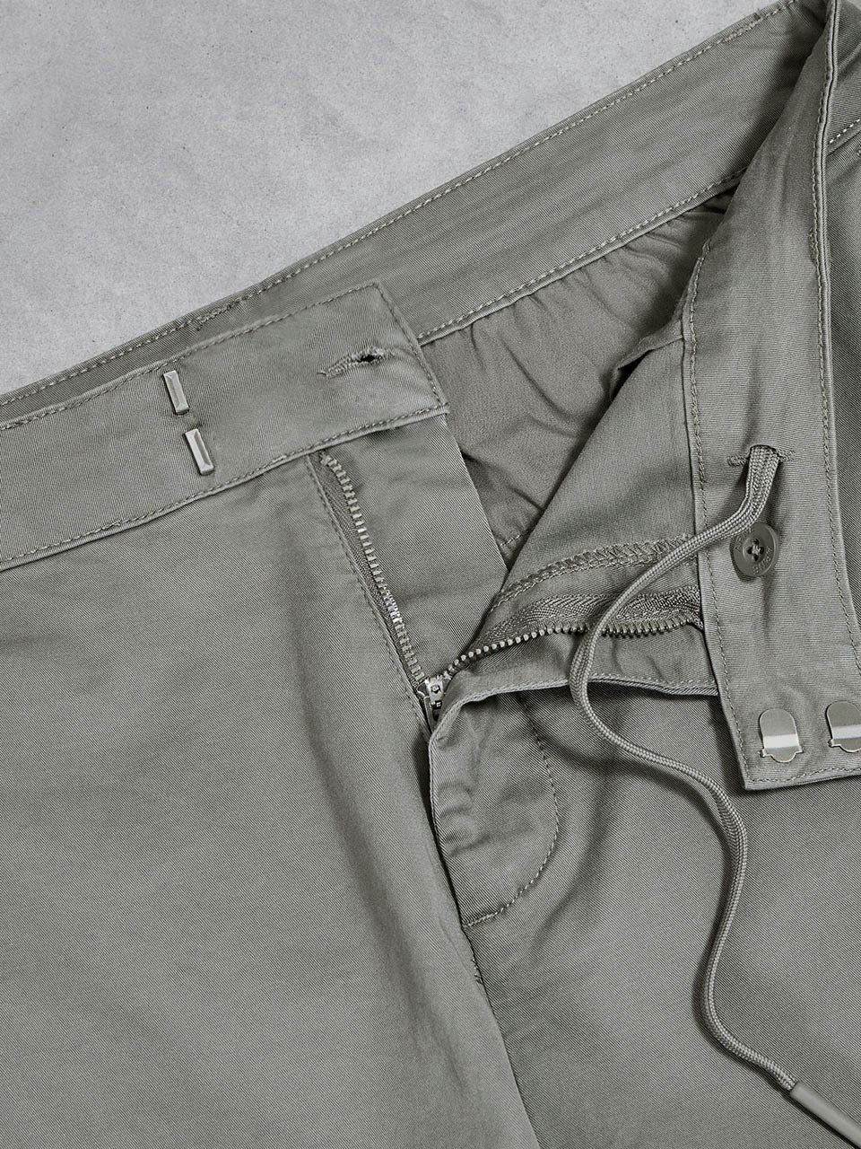 Slim Fit Tailored Chino Trouser in Olive - Image 8