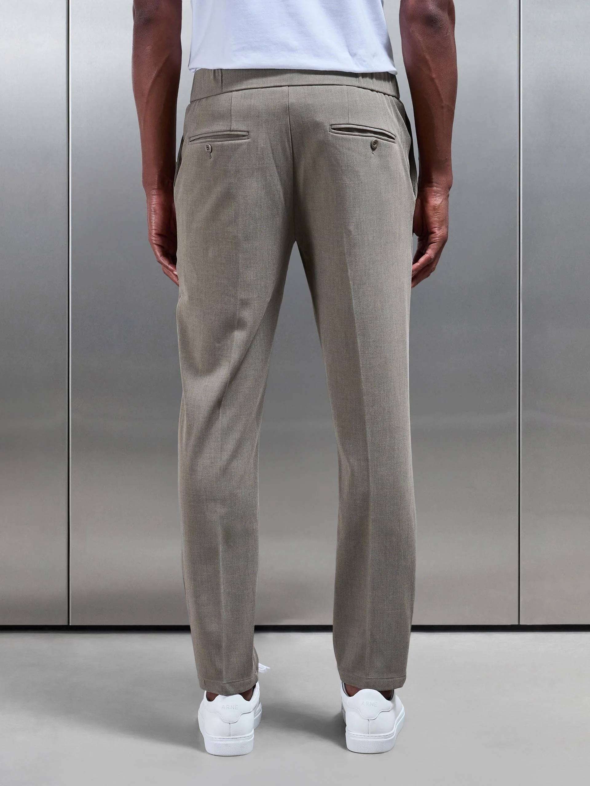 Smart Tailored Drawstring Stretch Trouser in Olive - Image 3