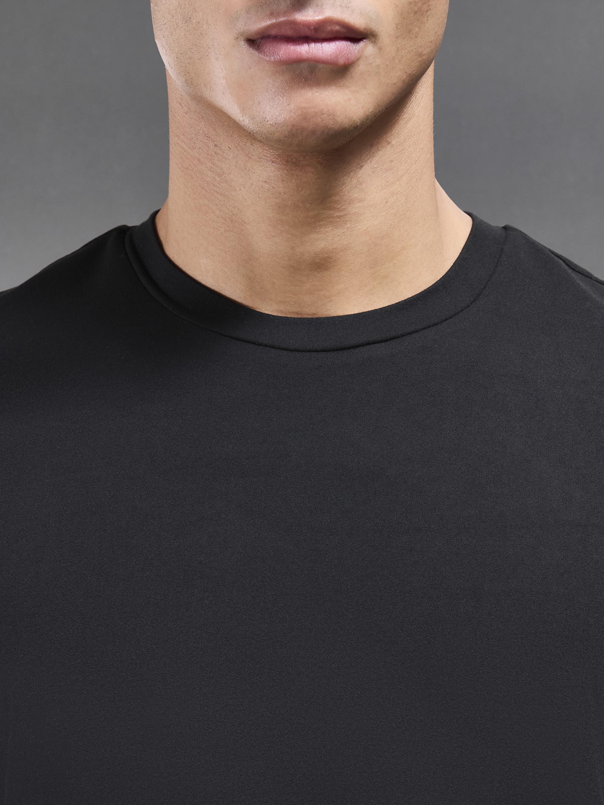 Soft Jersey Active T-Shirt in Black - Image 6