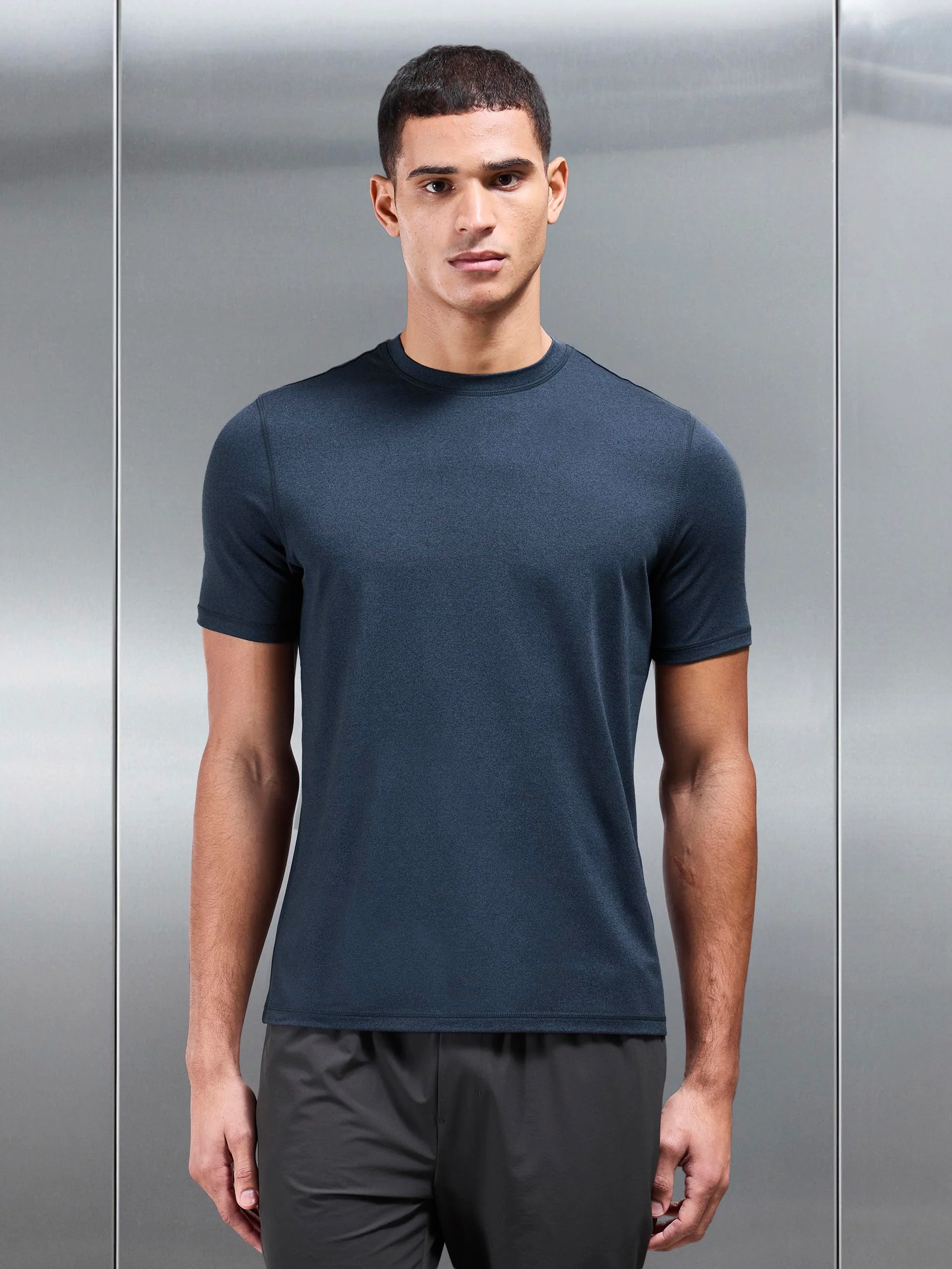 Soft Jersey Motion T-Shirt in Navy - Image 3
